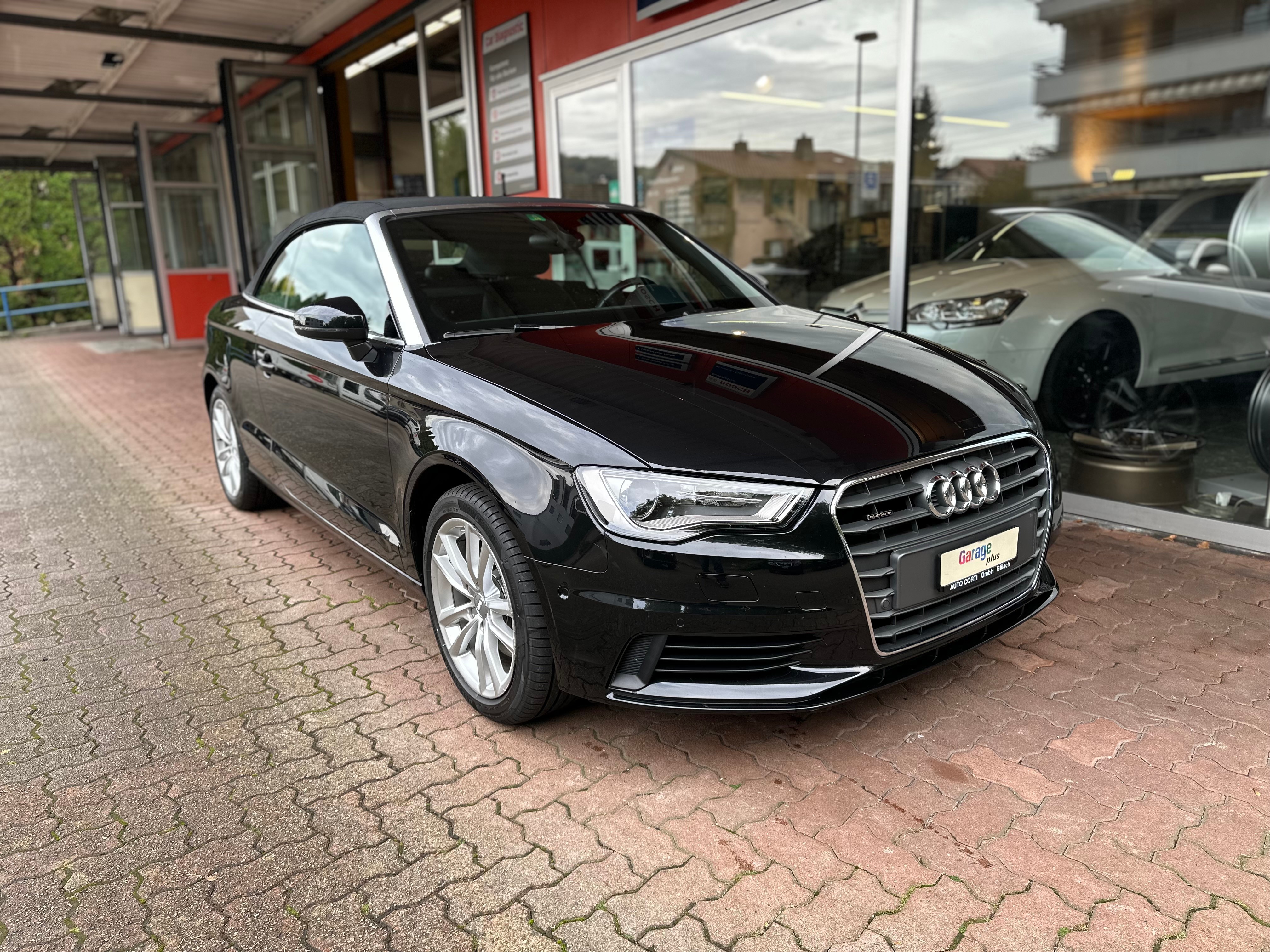 AUDI A3 Cabriolet 1.8 TFSI Ambiente S-tronic