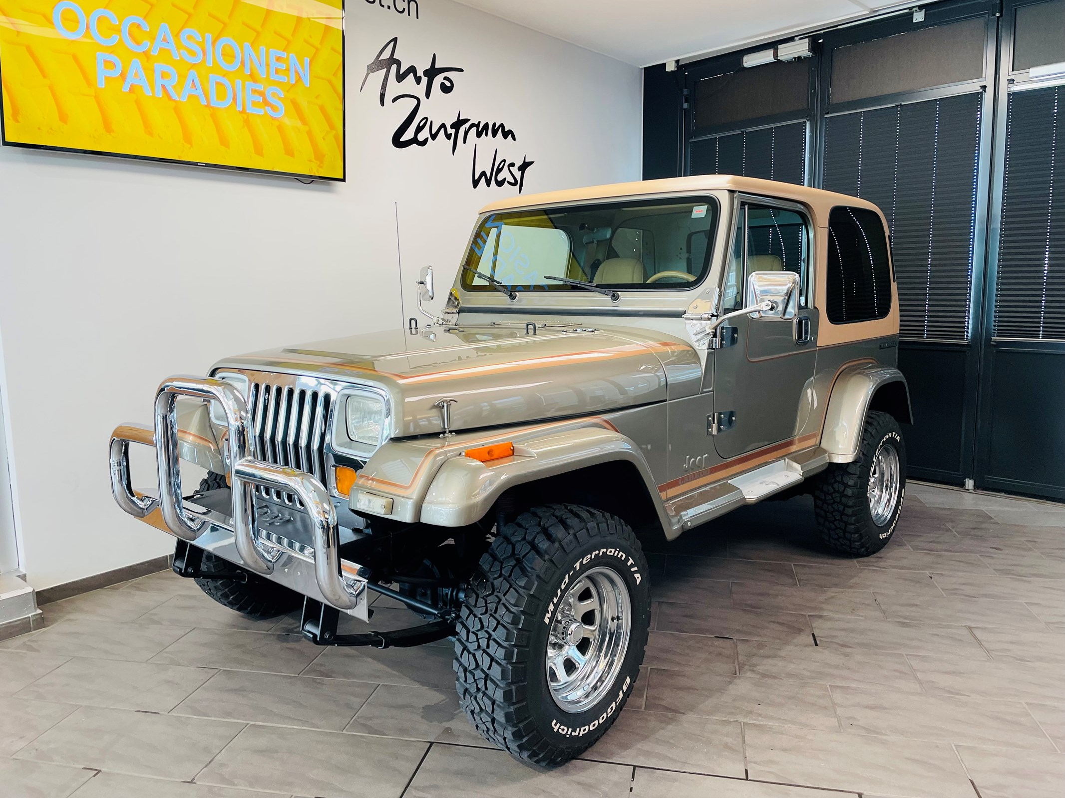 JEEP WRANGLER LAREDO 4.2 Automat