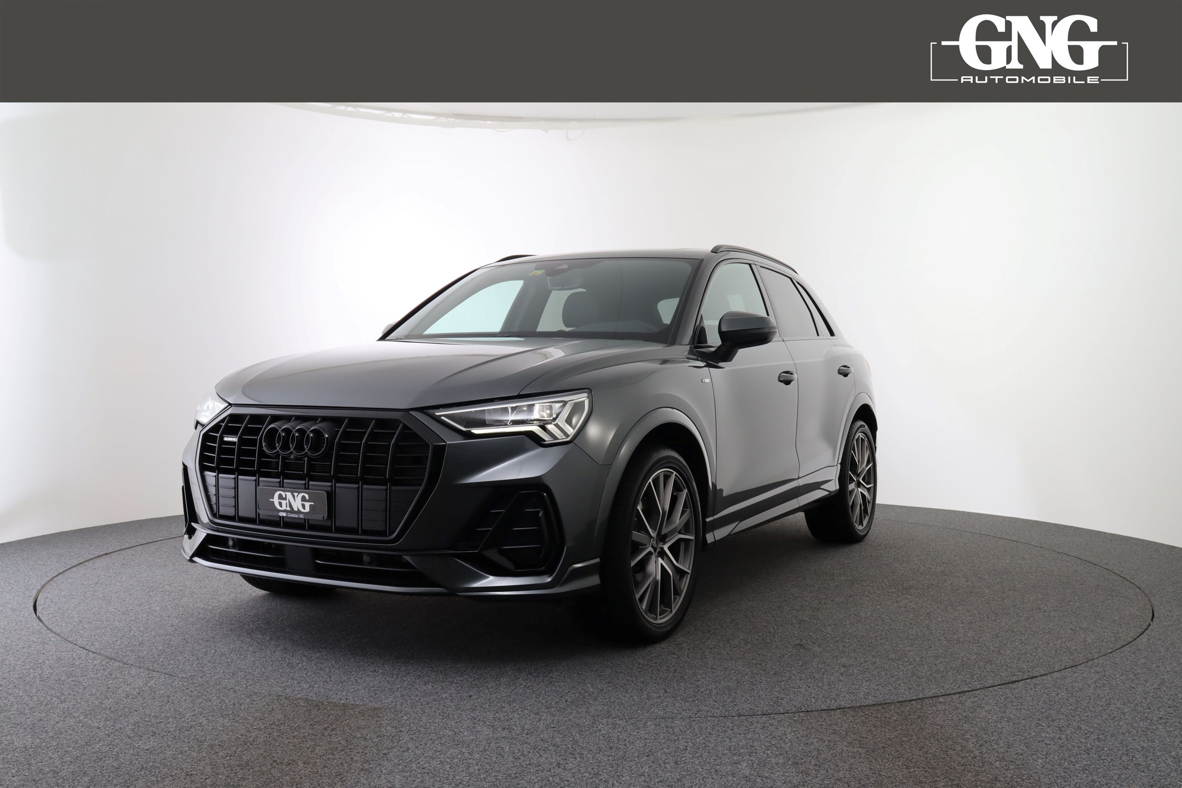 AUDI Q3 40 TFSI S line quattro S-tronic