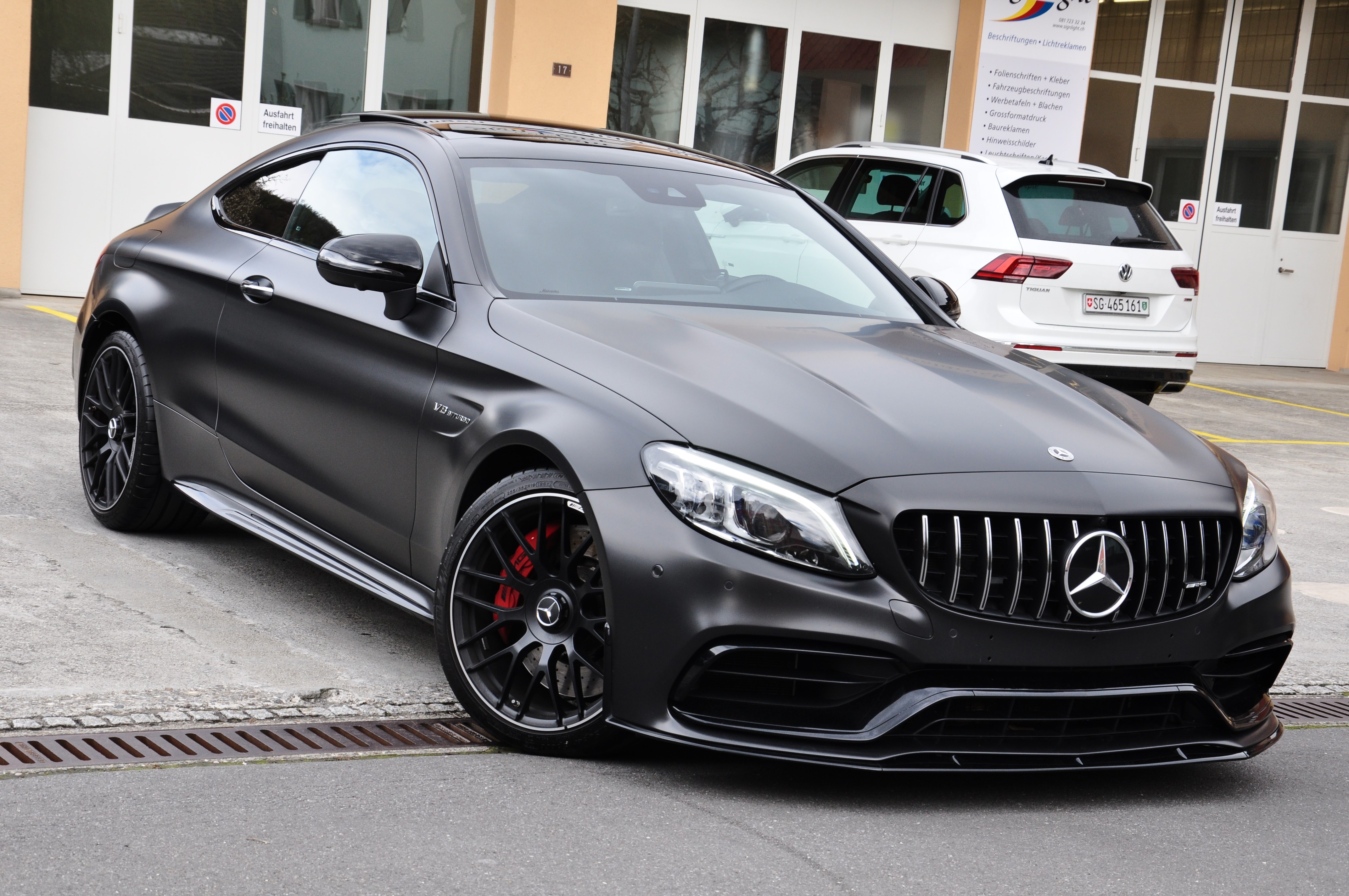 MERCEDES-BENZ C 63 S AMG 9G-tronic Coupe *designo magno black*