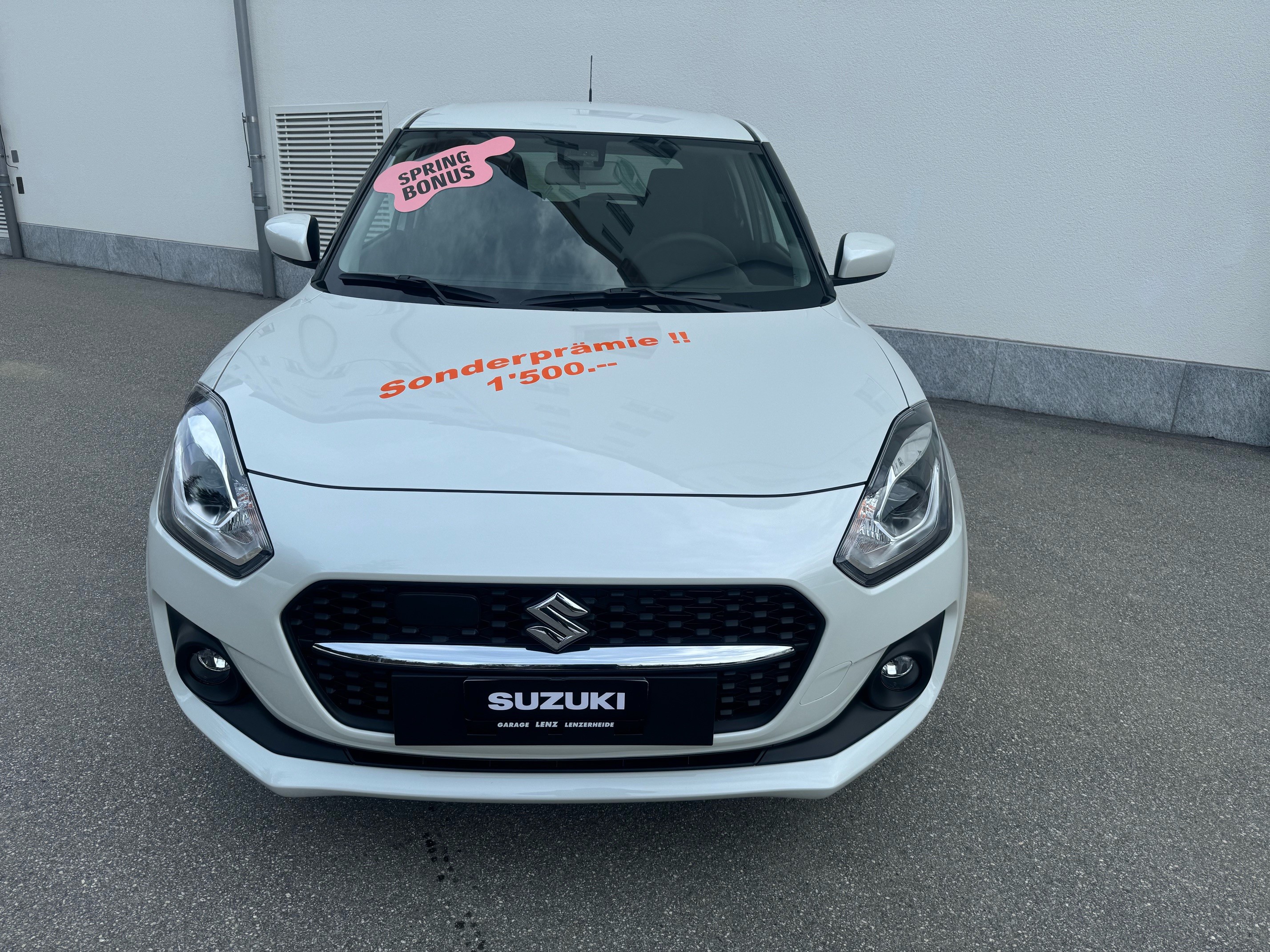 SUZUKI Swift 1.2 Compact + 4x4 Hybrid