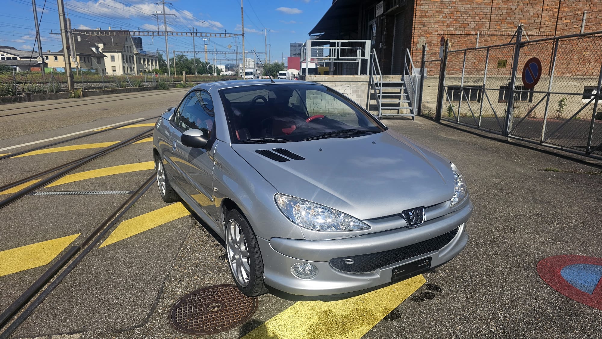 PEUGEOT 206 CC 2.0 16V Platinum