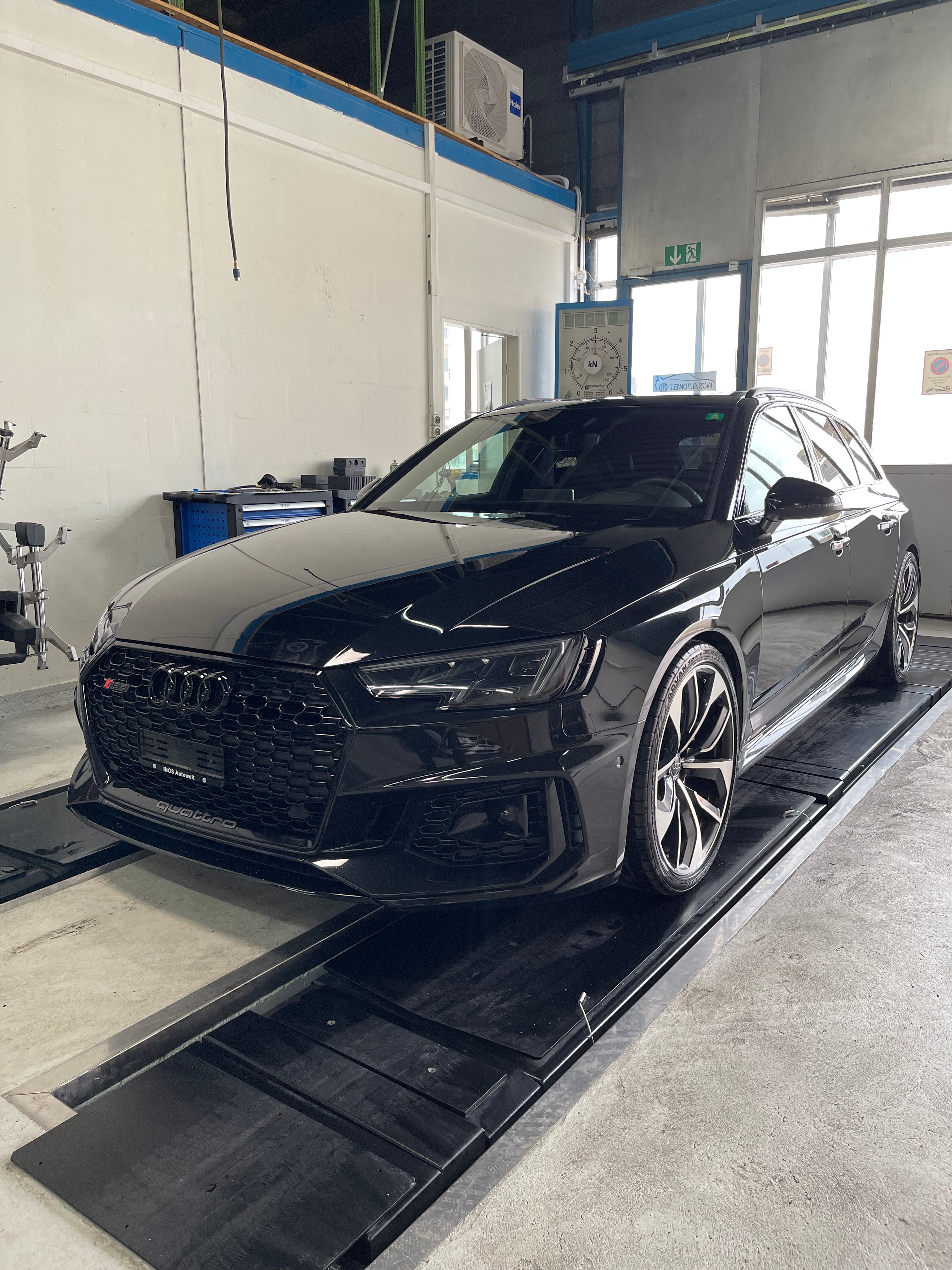 AUDI RS4 Avant 2.9 TFSI quattro tiptronic