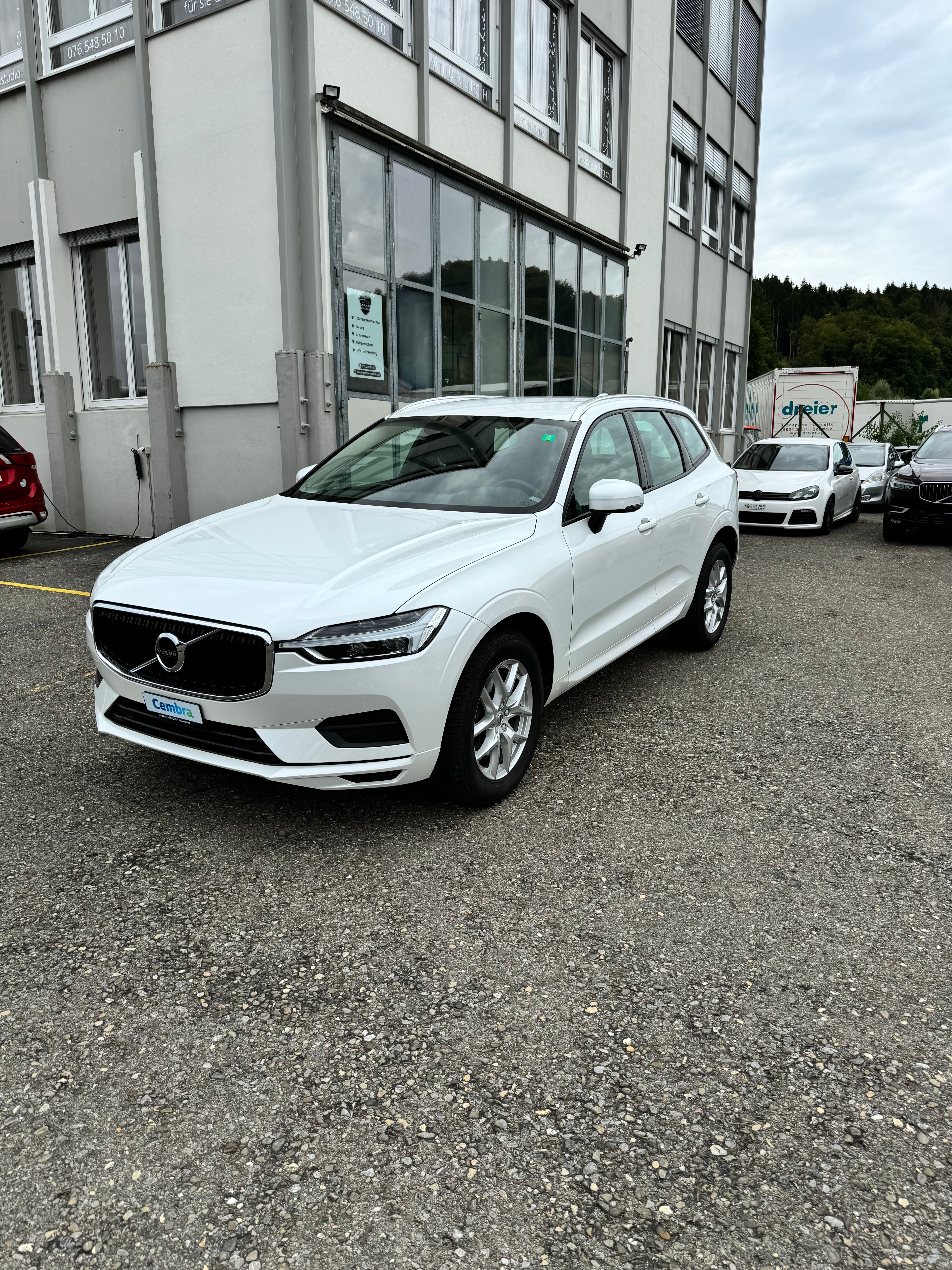 VOLVO XC60 D4 AWD Momentum Geartronic