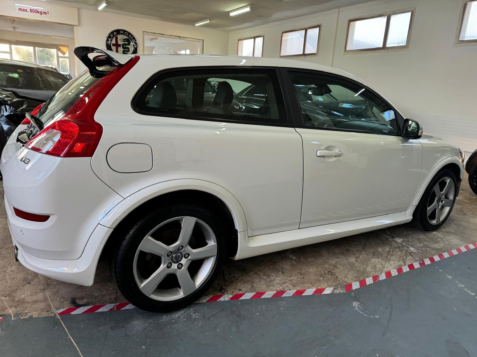 VOLVO C30 D3 R-Design Geartronic