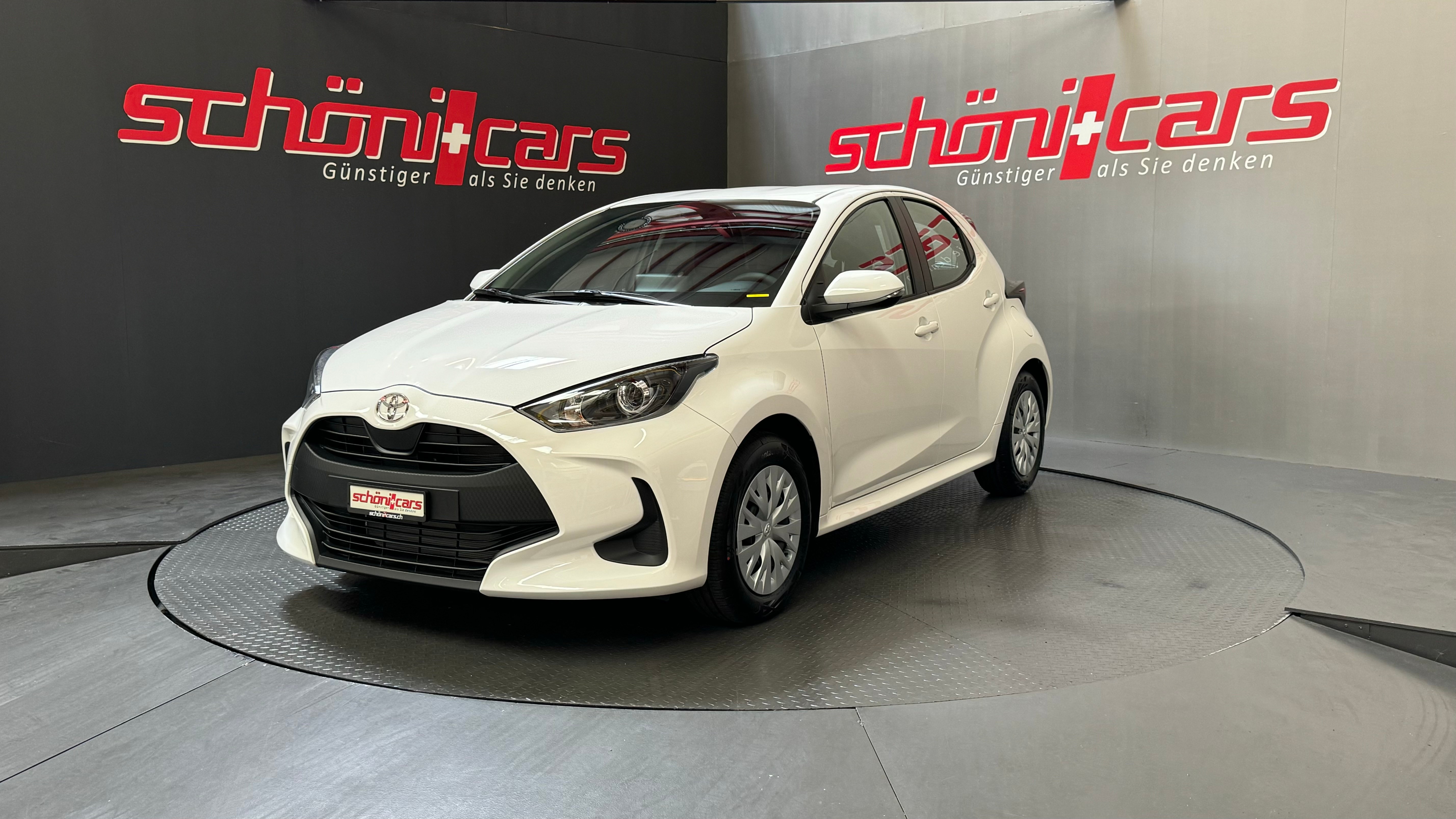 TOYOTA Yaris 1.5 Comfort e-CVT