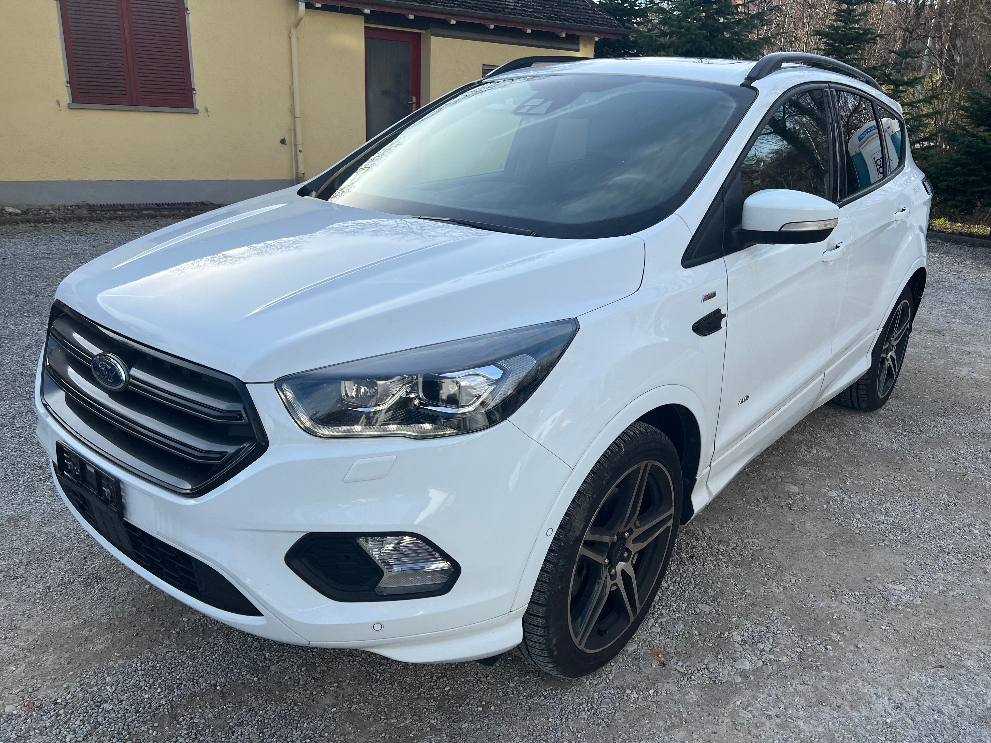 FORD Kuga 2.0 TDCi ST Line 4WD