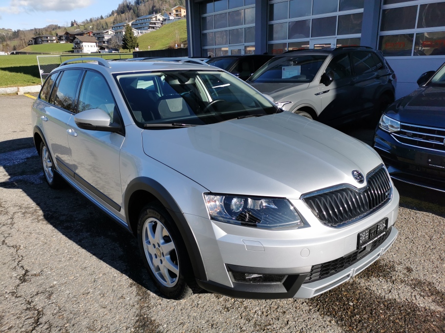 SKODA Octavia Combi 2.0 TDI Scout 4x4