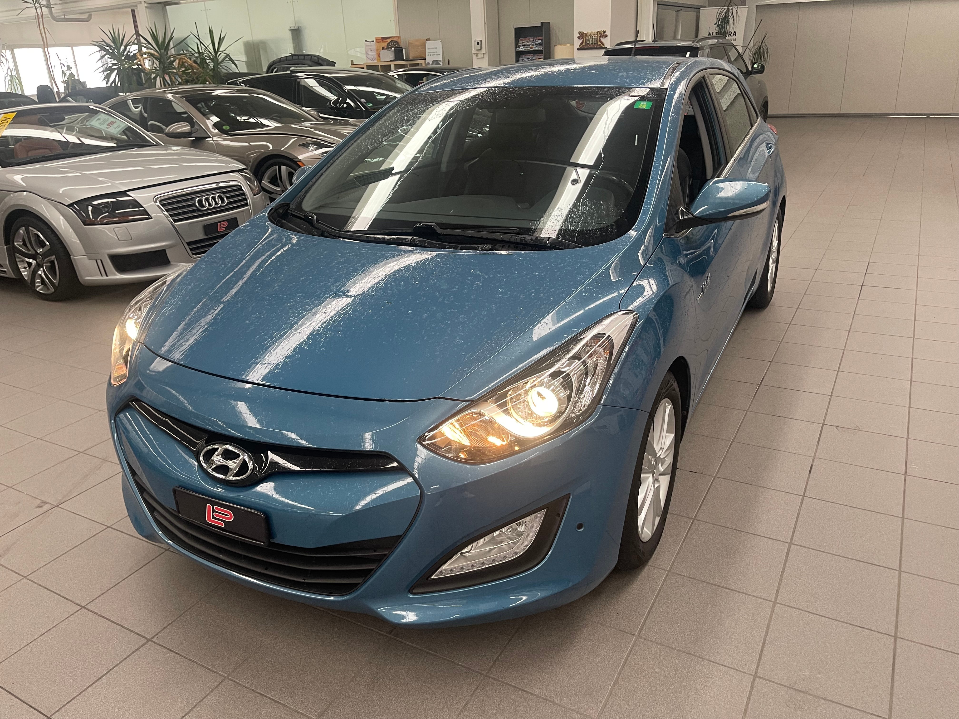 HYUNDAI i30 1.6 CRDi