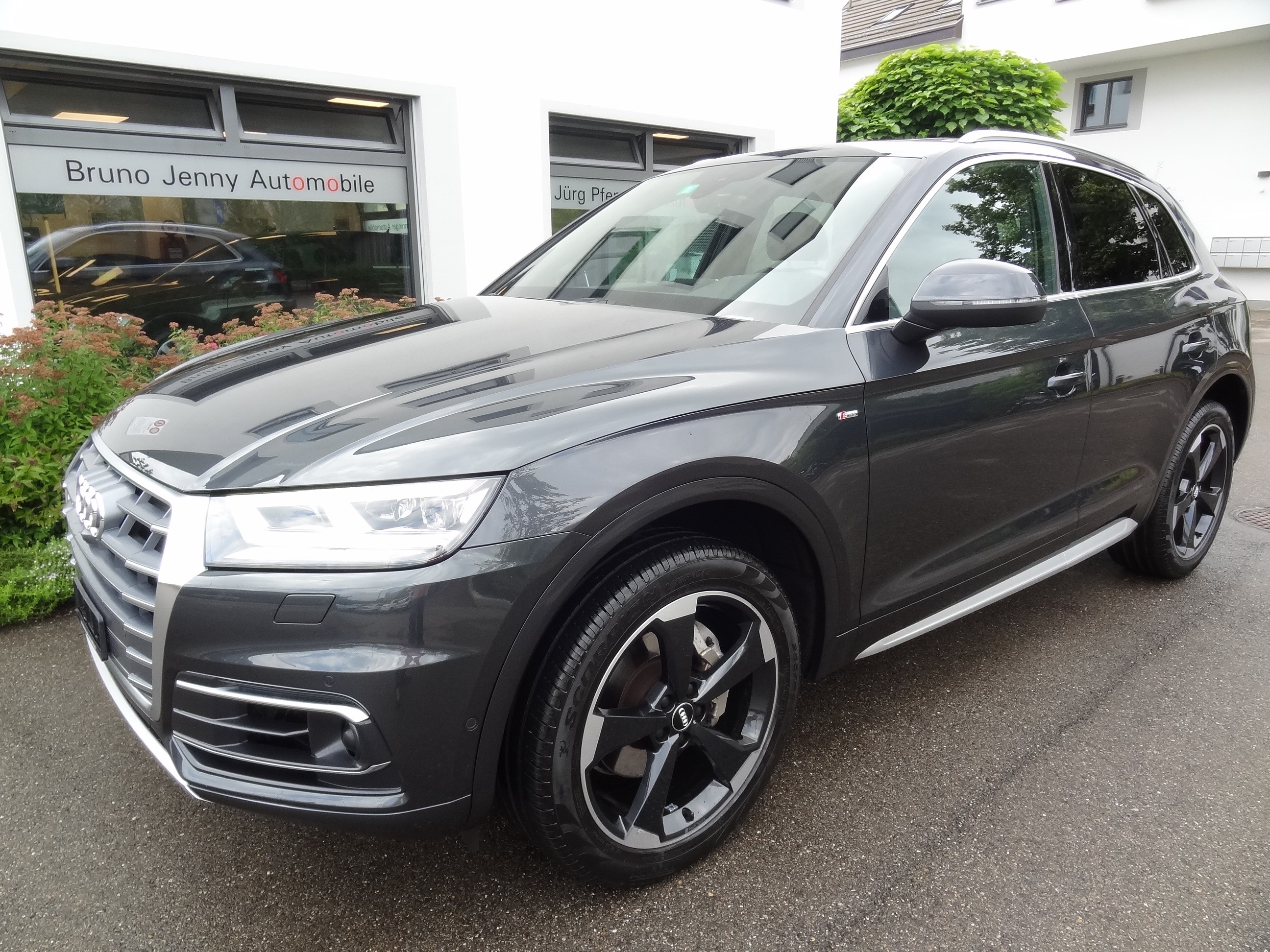 AUDI Q5 40 TDI sport quattro S-tronic