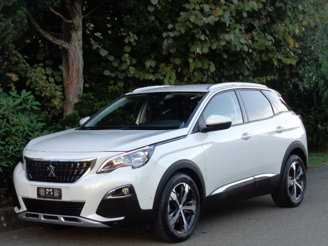 PEUGEOT 3008 1.2 PureTech Allure EAT