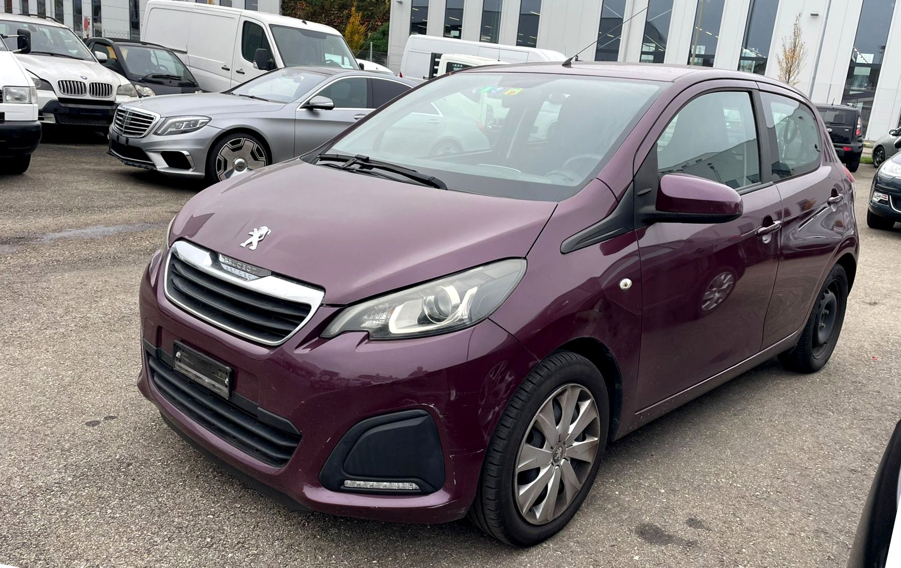 PEUGEOT 108 1.2 VTi Allure