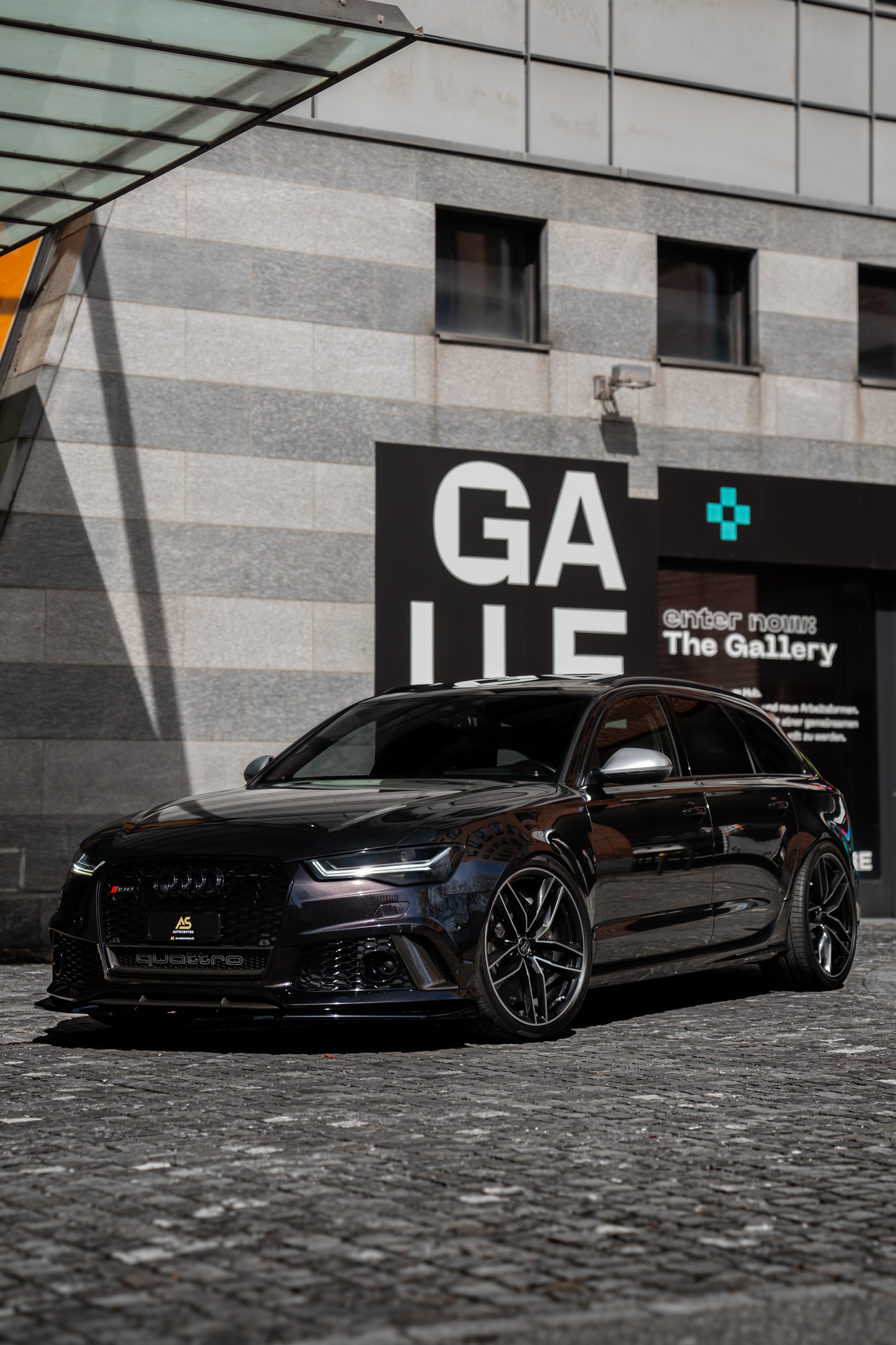 AUDI RS6 TFSI V8 *KERAMIK* | PANTHERSCHWARZ EXKL. | CARBON | MAXTON | B&O | PANO | SoftClose