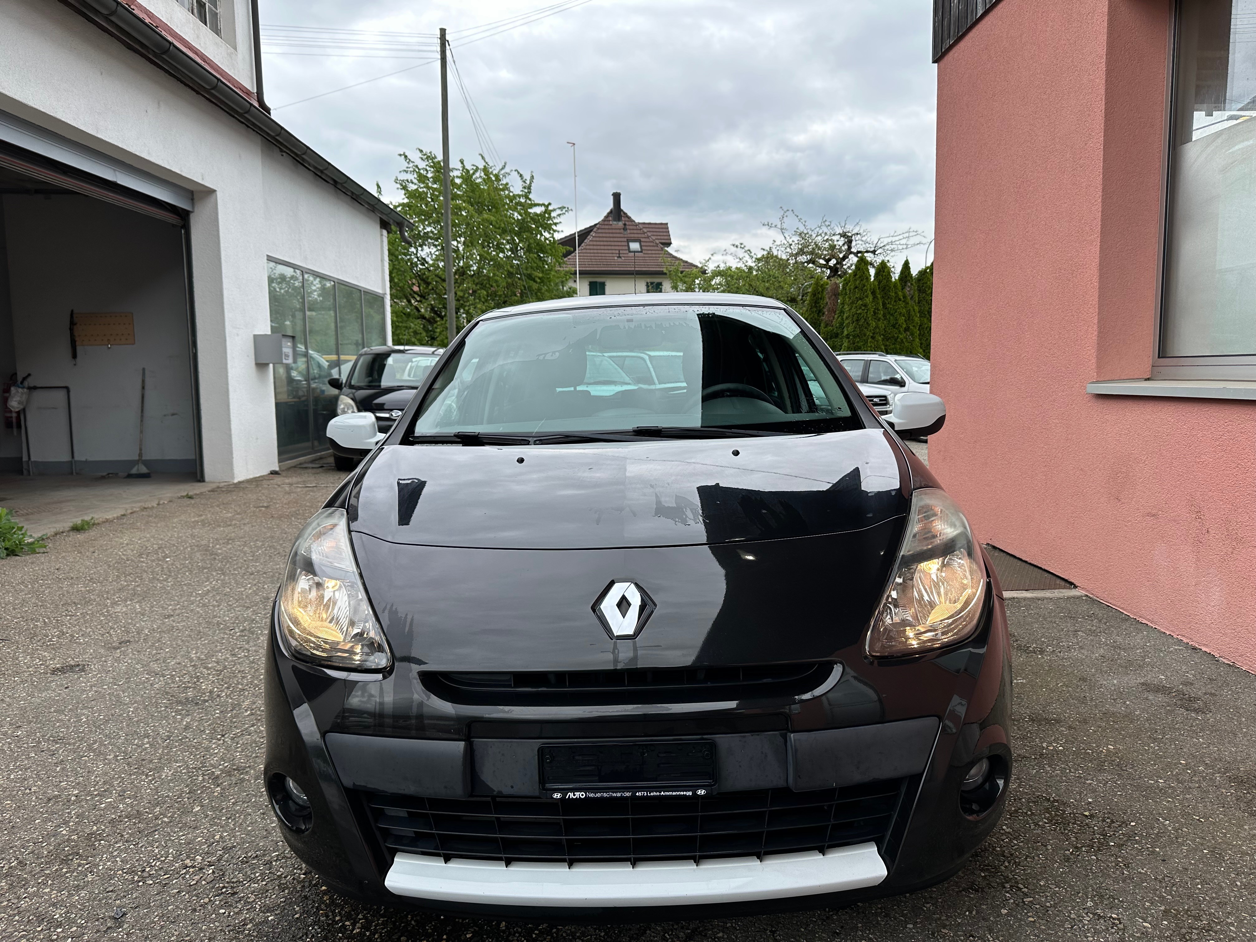 RENAULT Clio 1.2 16V Turbo S