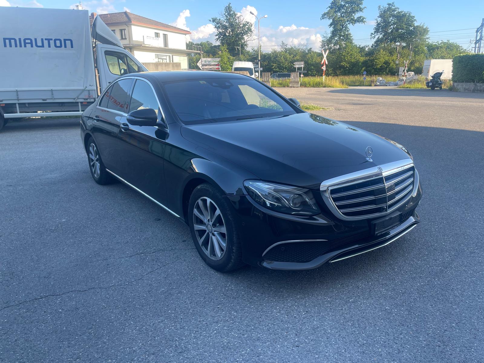 MERCEDES-BENZ E 220 d Exclusive 4Matic 9G-Tronic