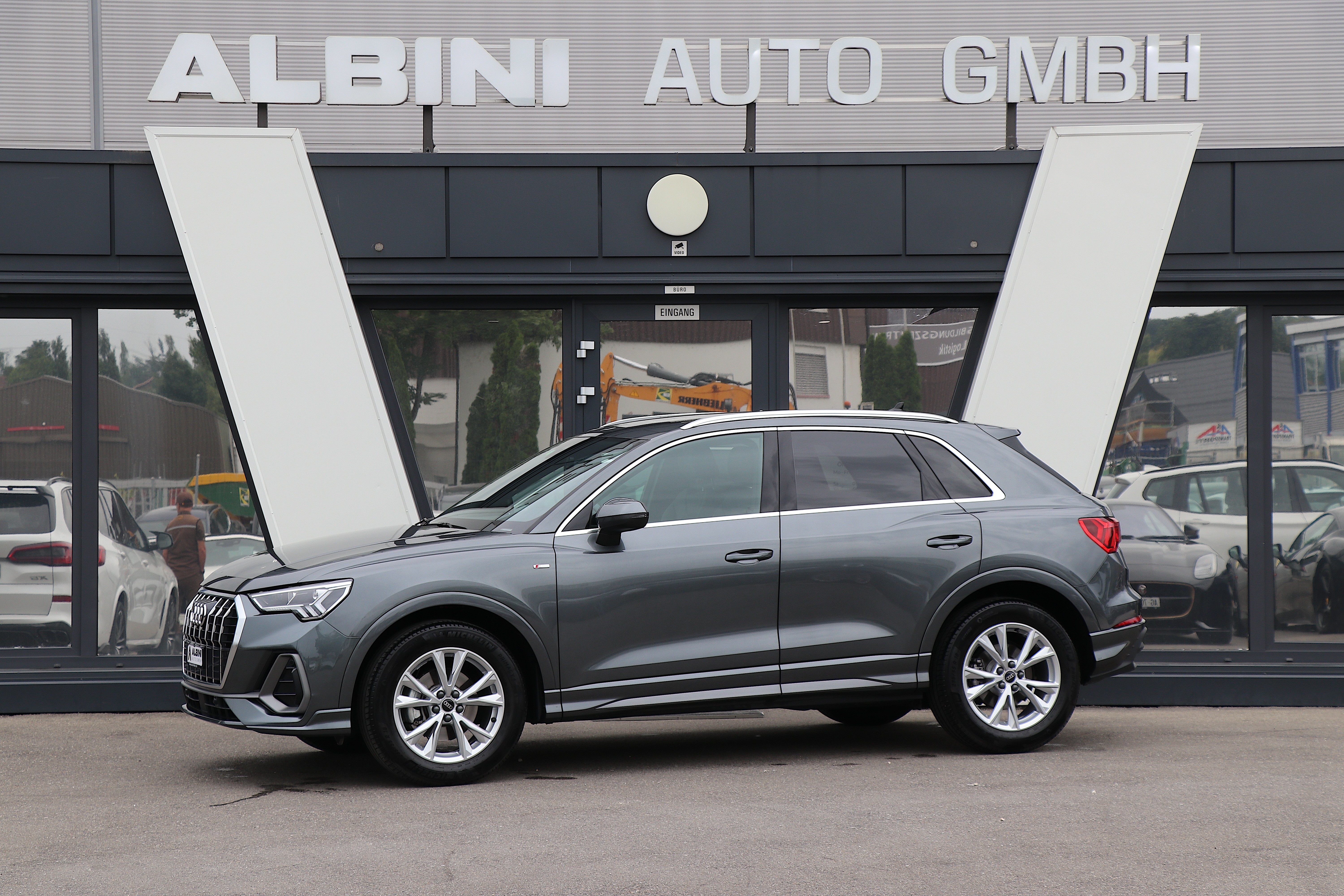 AUDI Q3 35 TFSI S line S-tronic