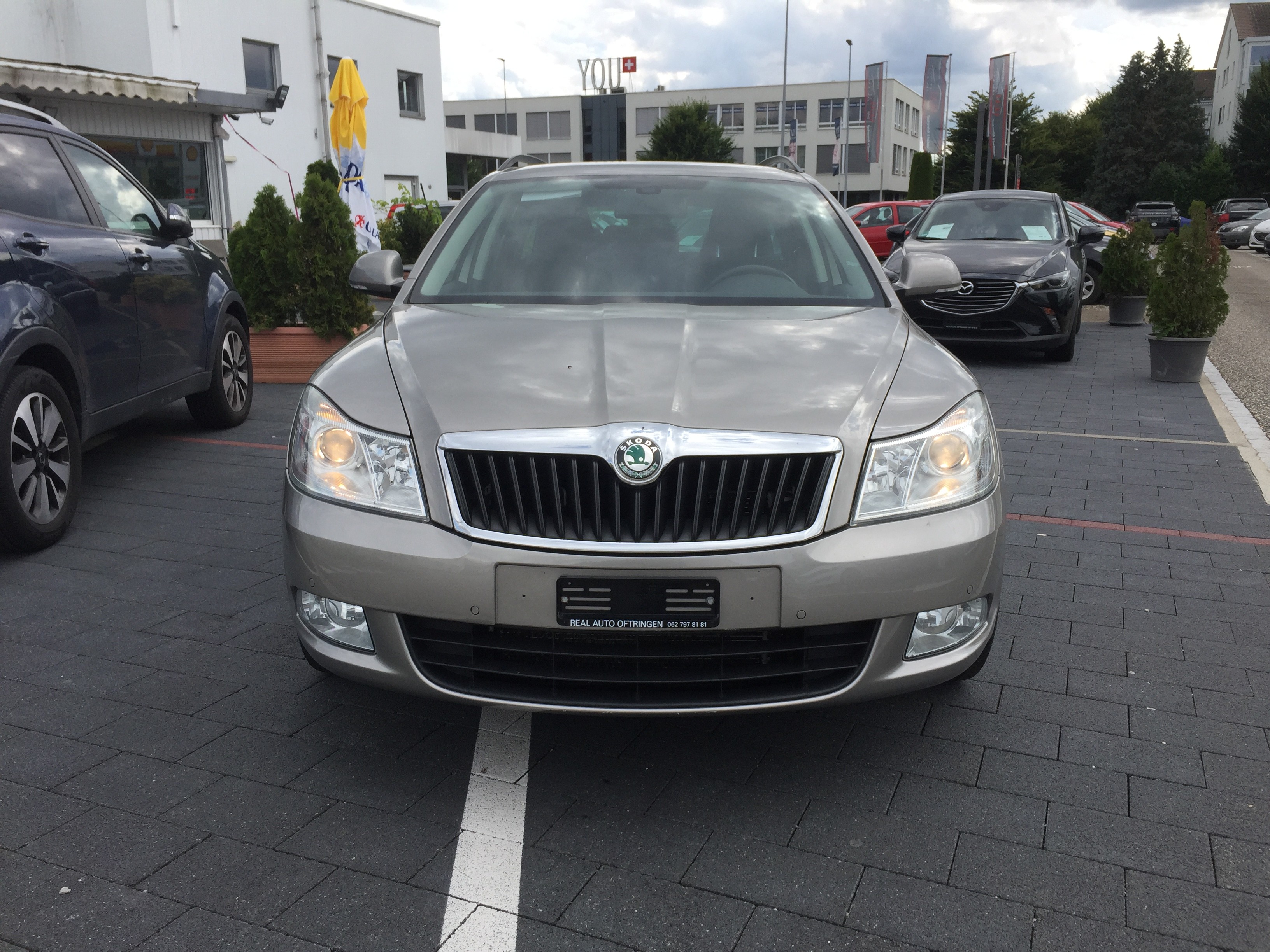 SKODA Octavia Combi 1.8 TSI Elegance 4x4