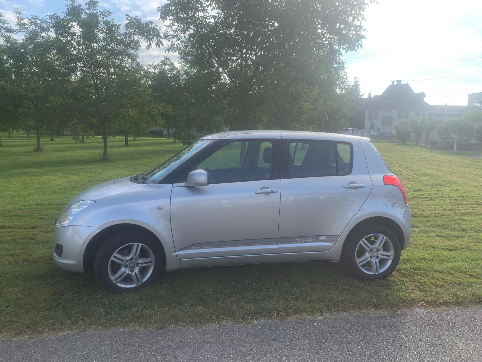 SUZUKI Swift 1.3i 16V GL 4x4