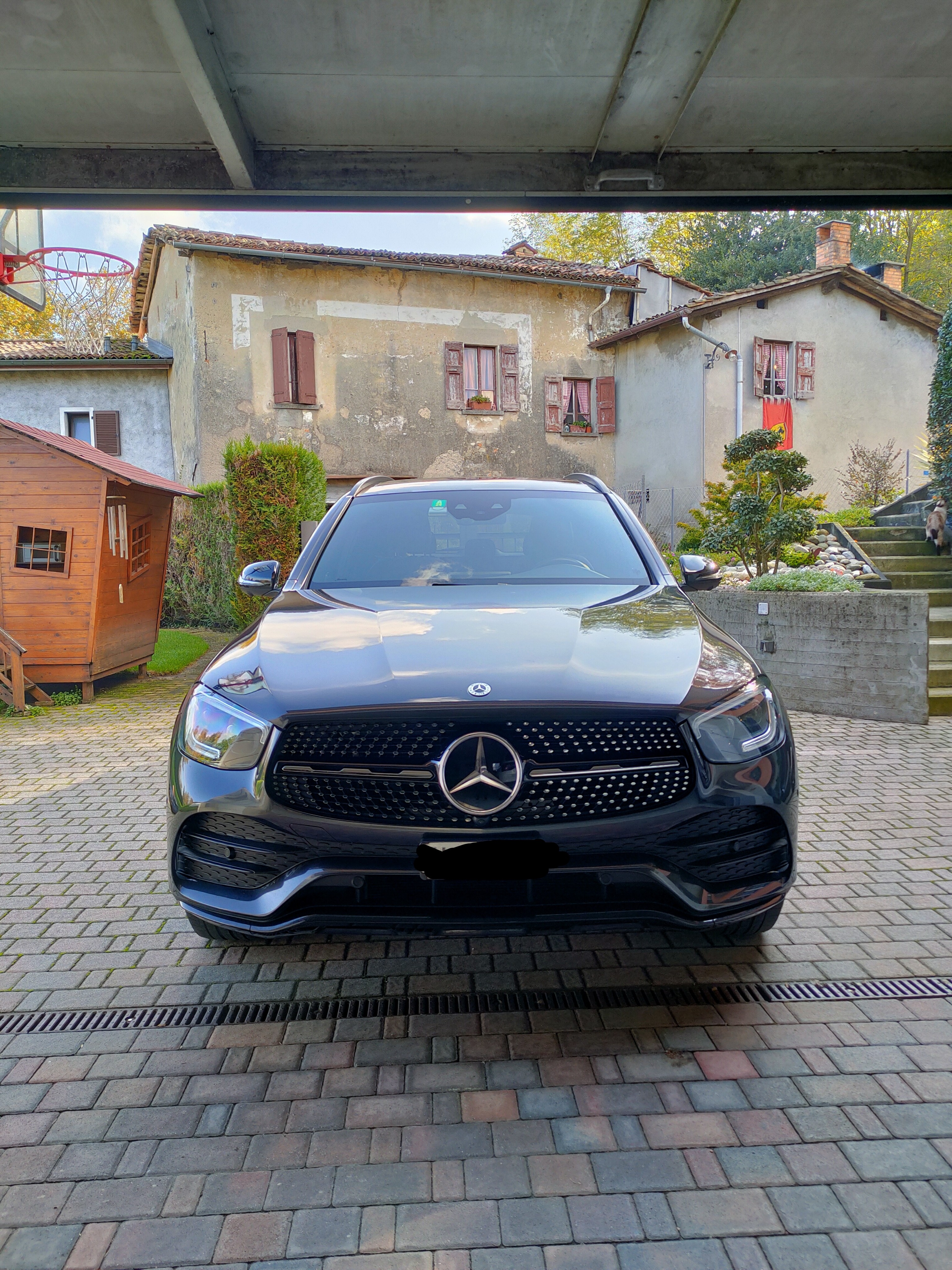 MERCEDES-BENZ GLC 220 d AMG Line 4Matic 9G-Tronic