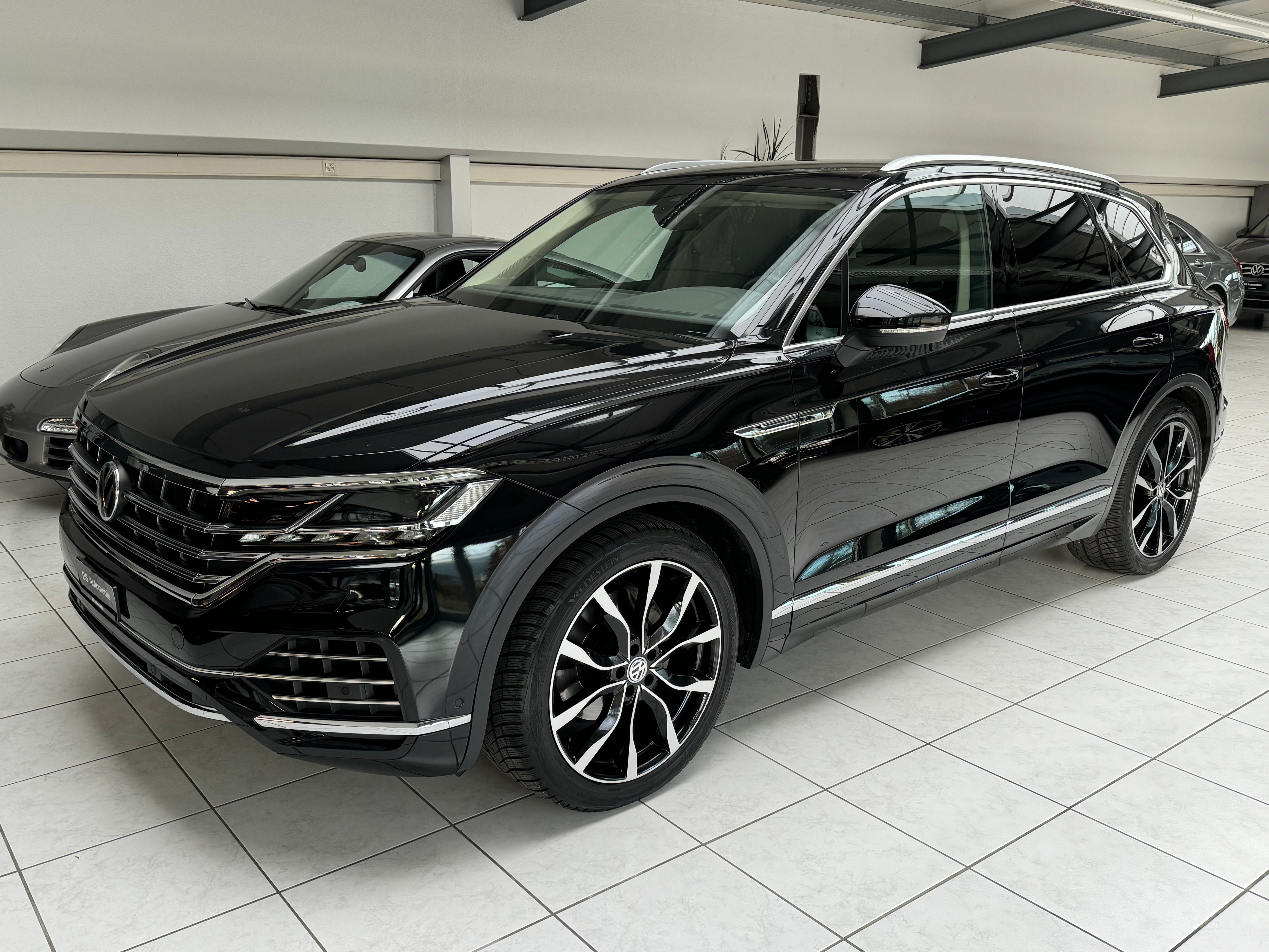 VW Touareg 3.0 TDI Elegance Tiptronic