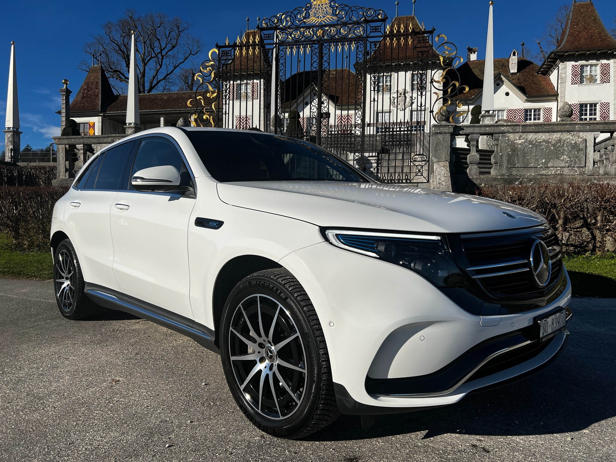 MERCEDES-BENZ EQC 400 AMG Line 4Matic