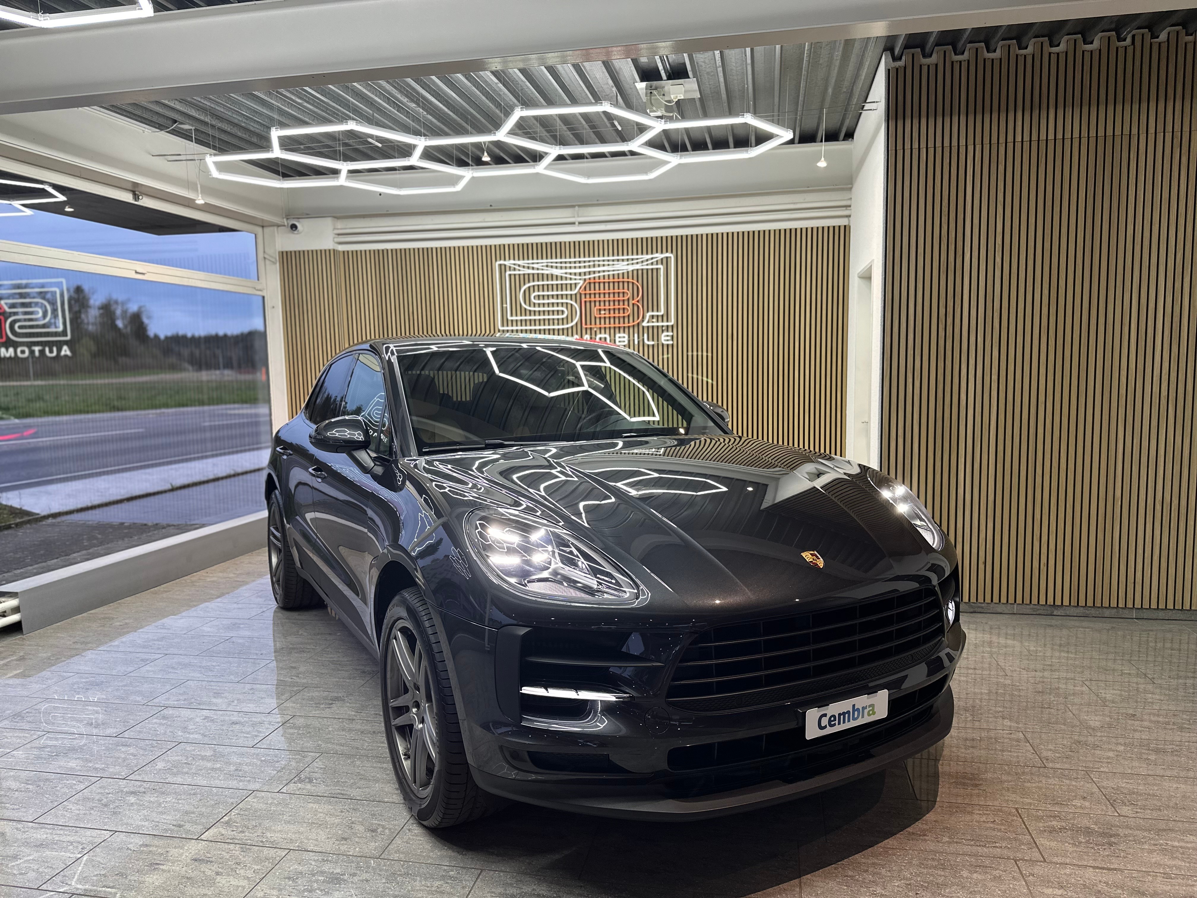 PORSCHE Macan S PDK