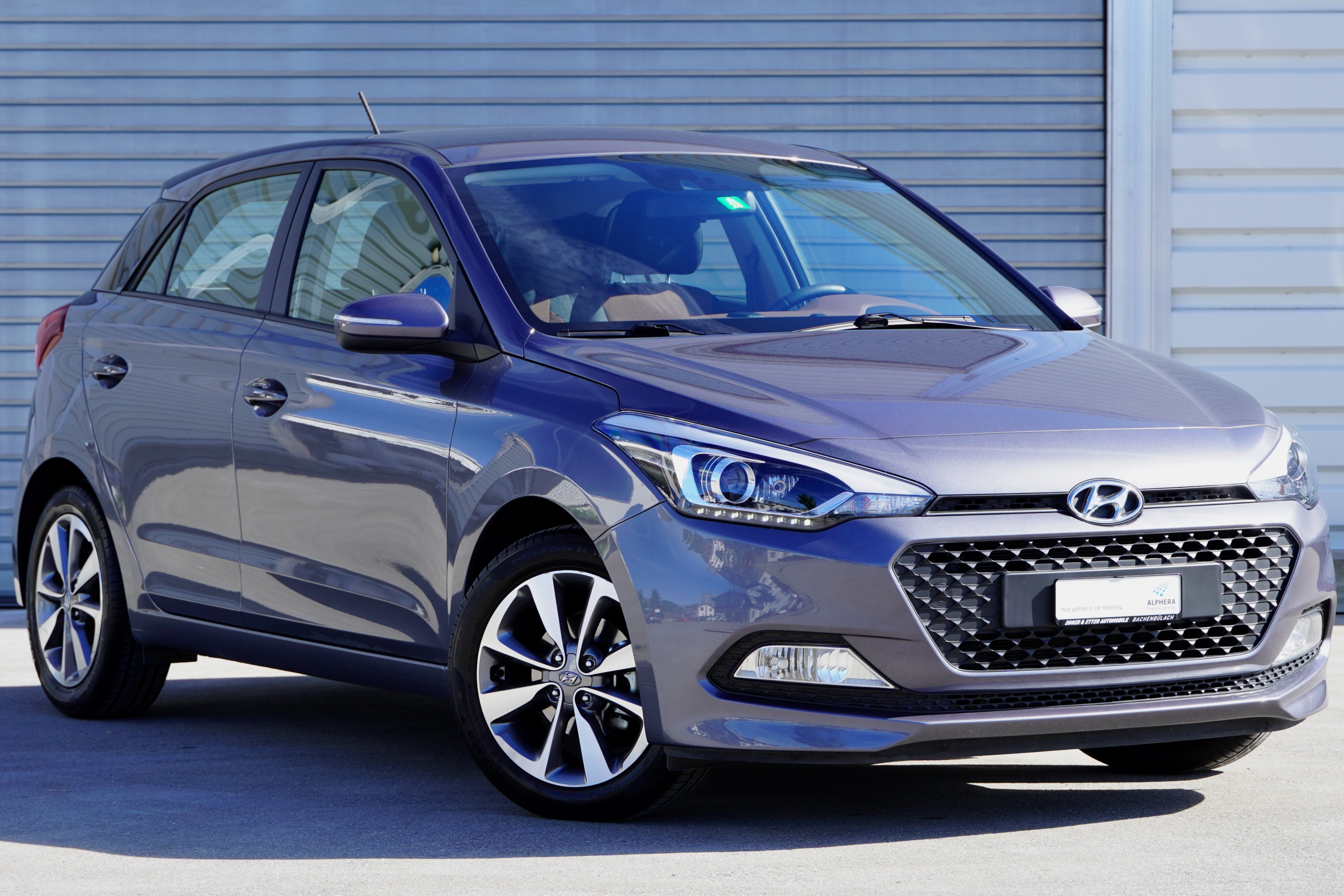 HYUNDAI i20 1.4 Amplia Automatic