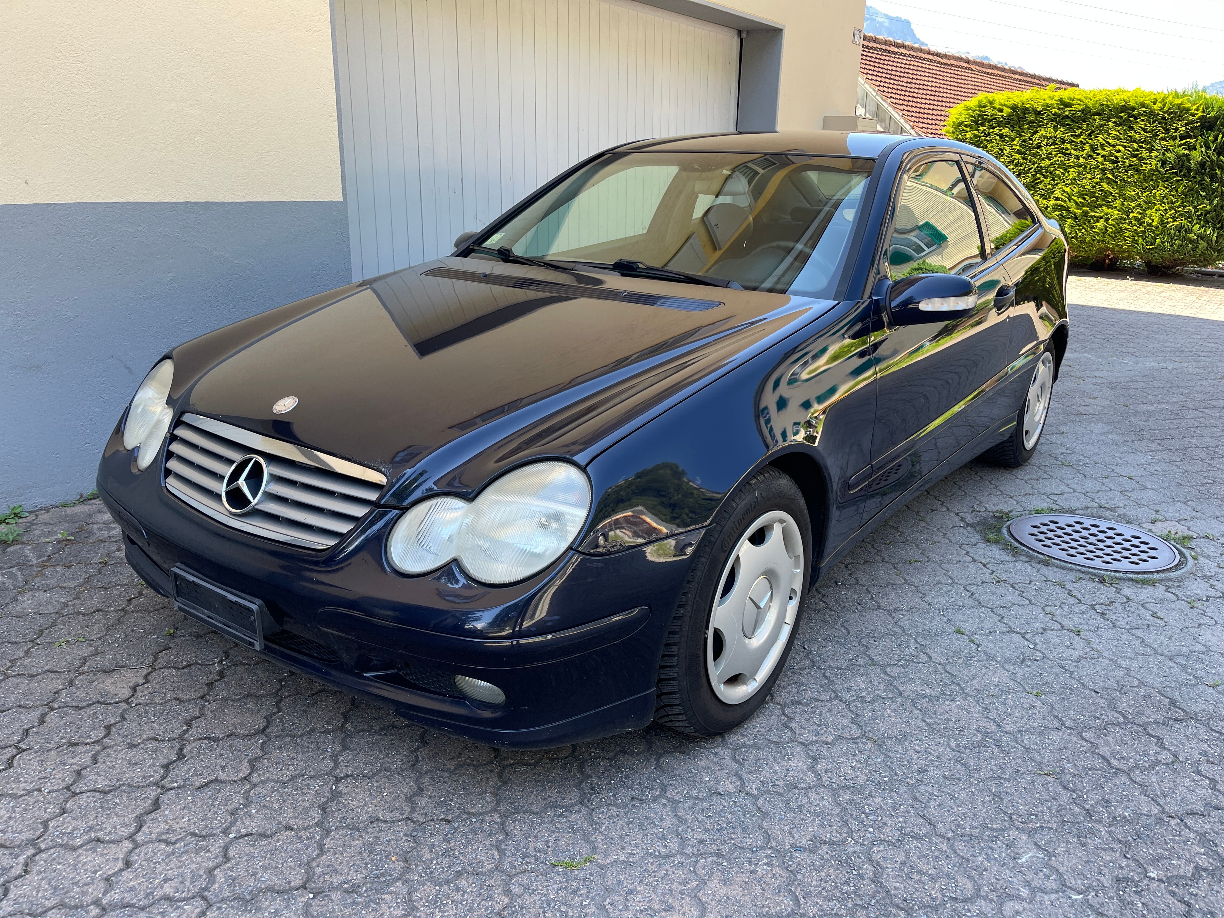 MERCEDES-BENZ C 180