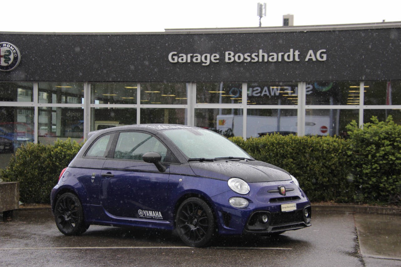 FIAT 595 Abarth 1.4 T-Jet 165 Yamaha Monster