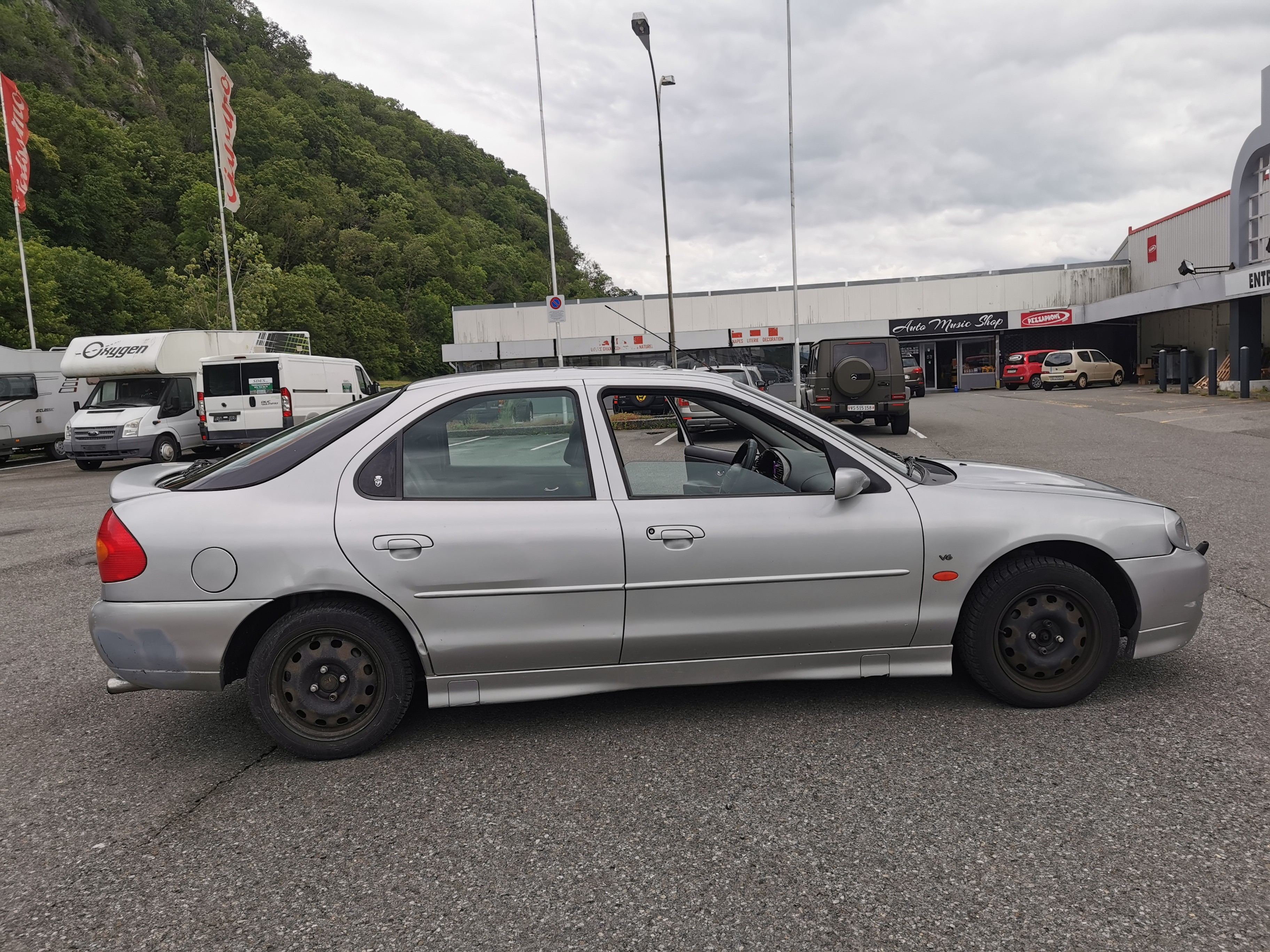 FORD Mondeo 2.5i V6 Executive