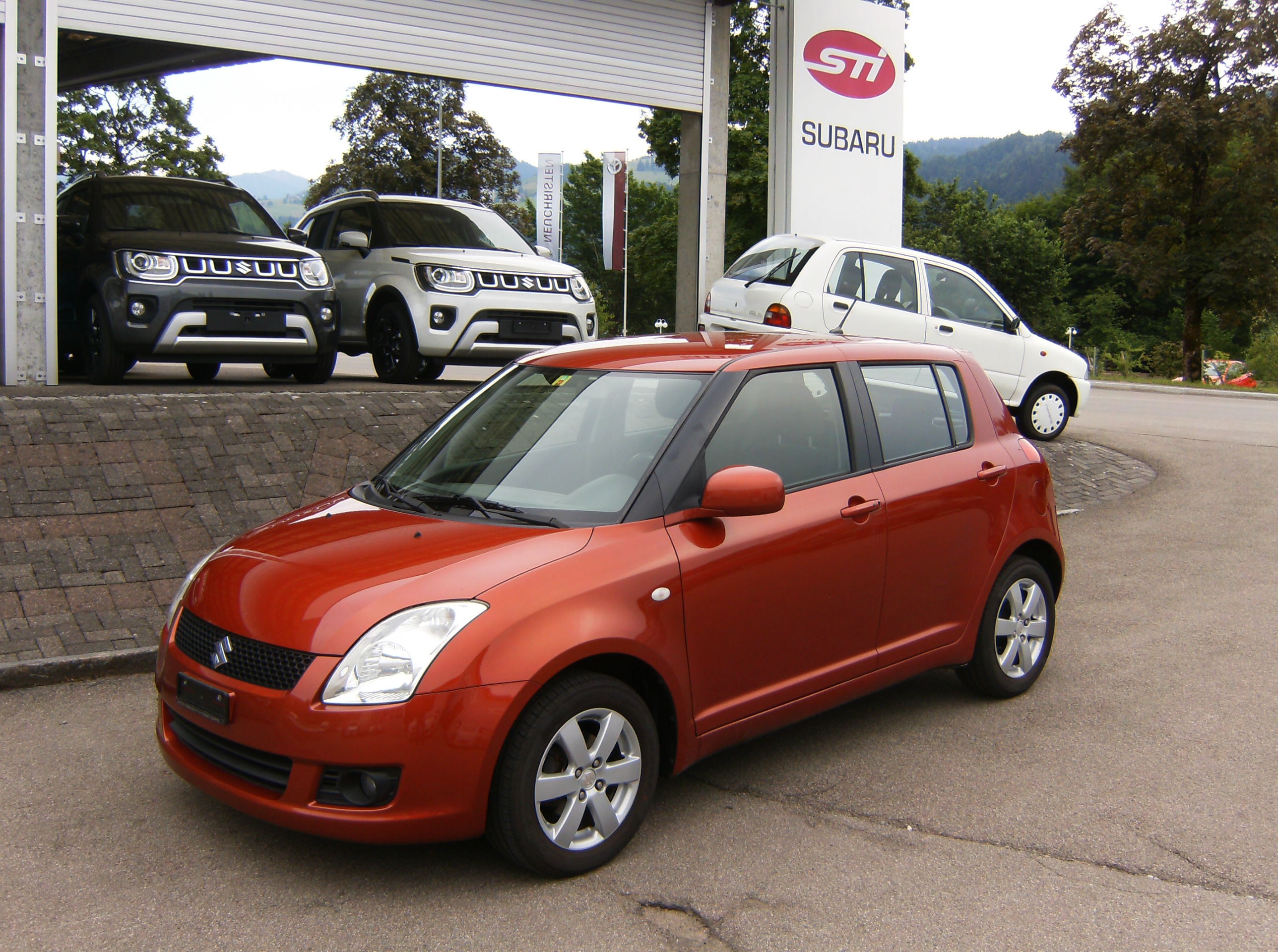 SUZUKI Swift 1.3i 16V GL 4x4