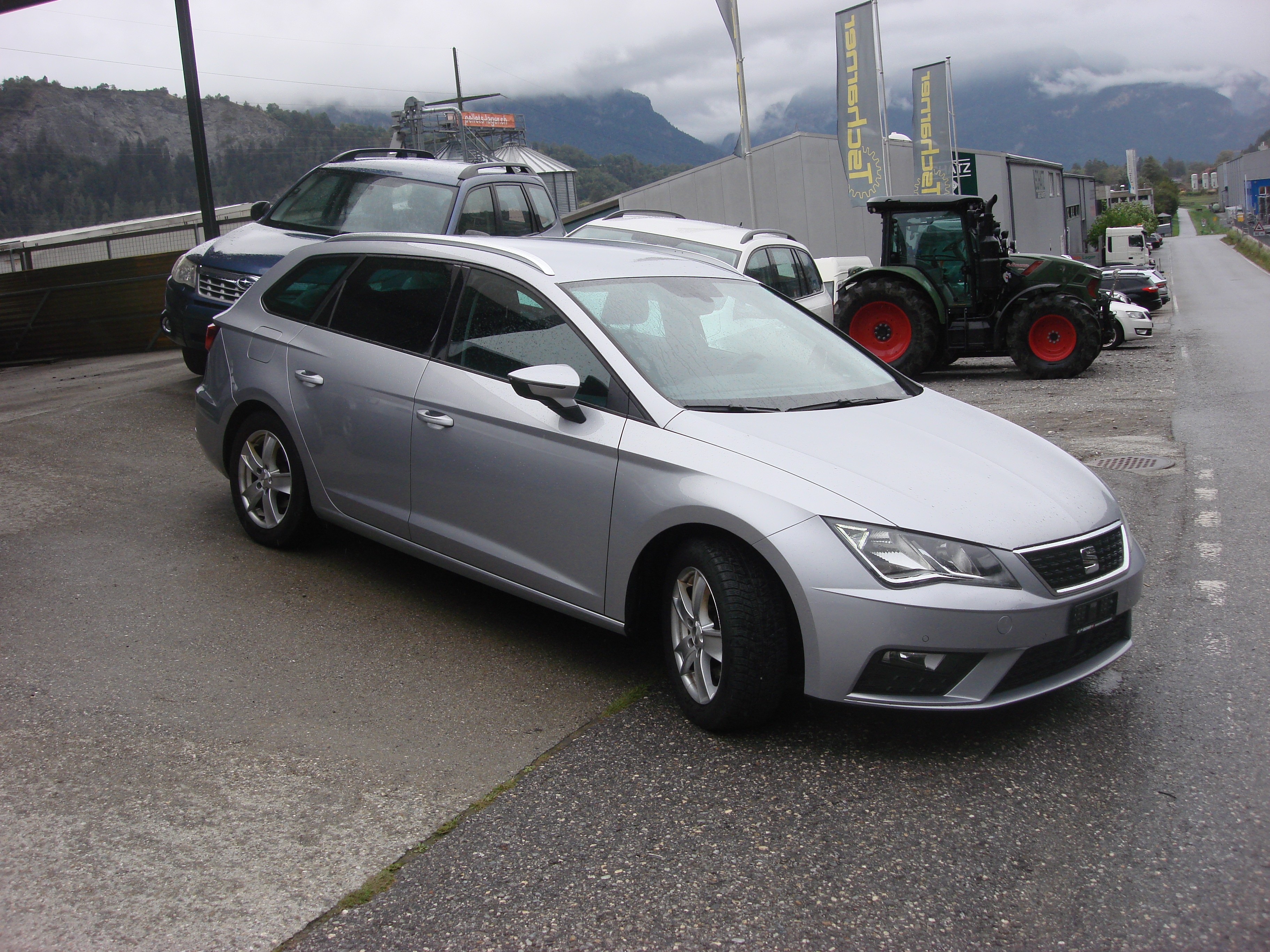 SEAT LEON