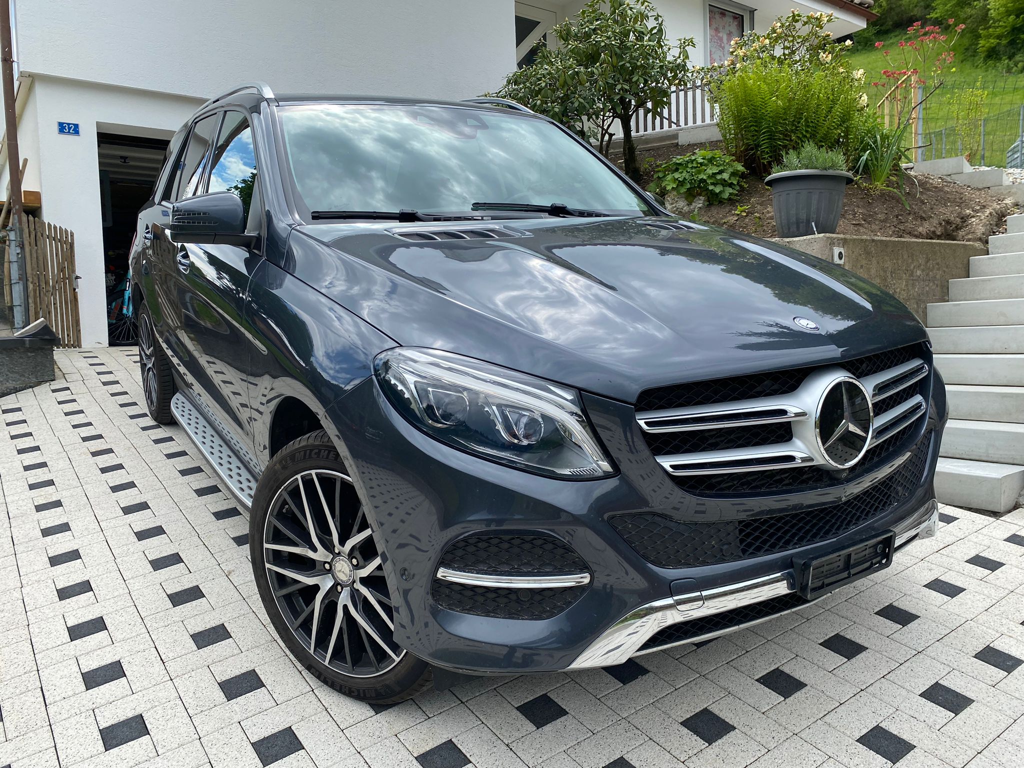 MERCEDES-BENZ GLE 250 d 4Matic 9G-Tronic