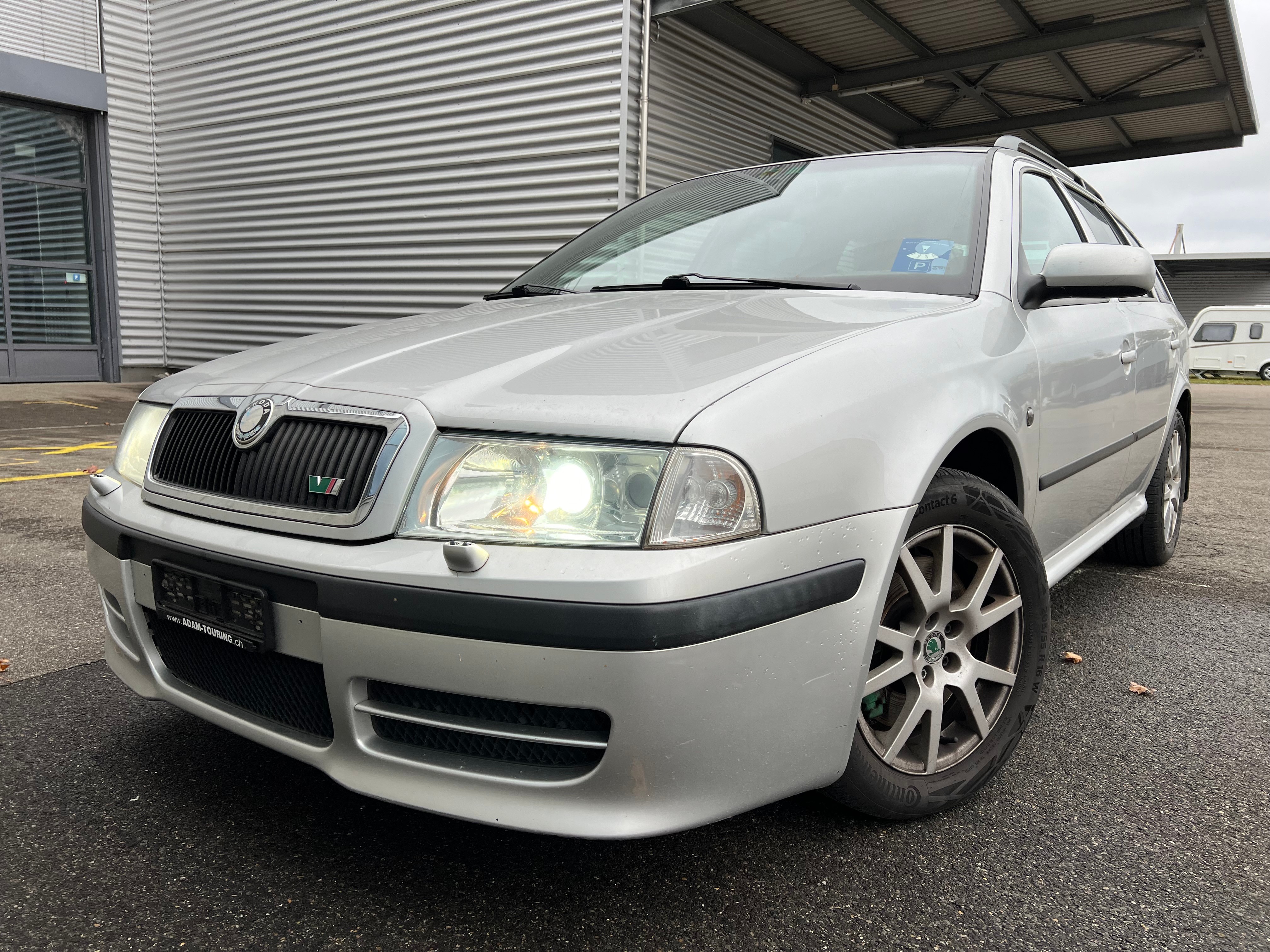 SKODA Octavia 1.8 Turbo RS