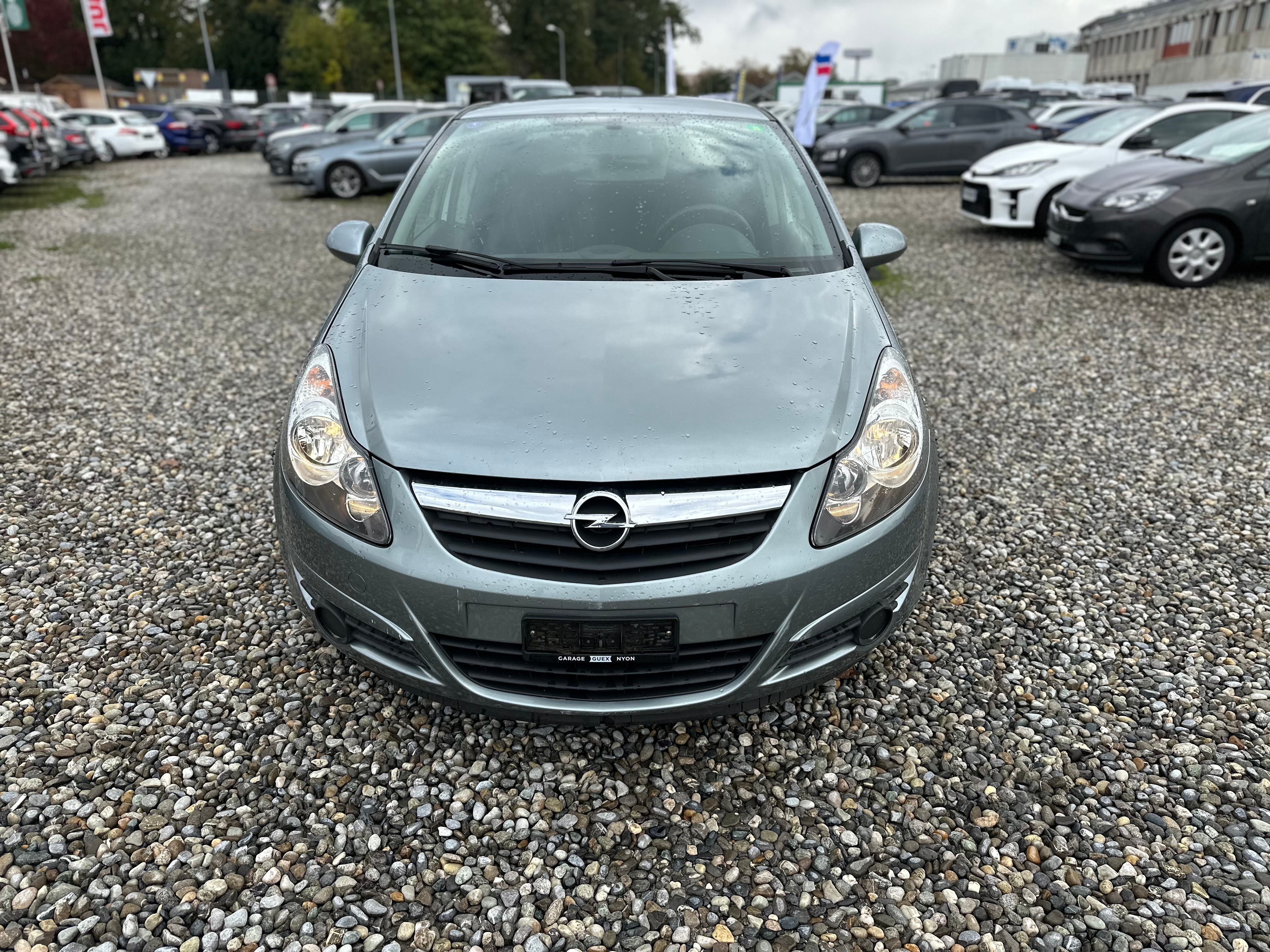 OPEL Corsa 1.4 TP Color Edition