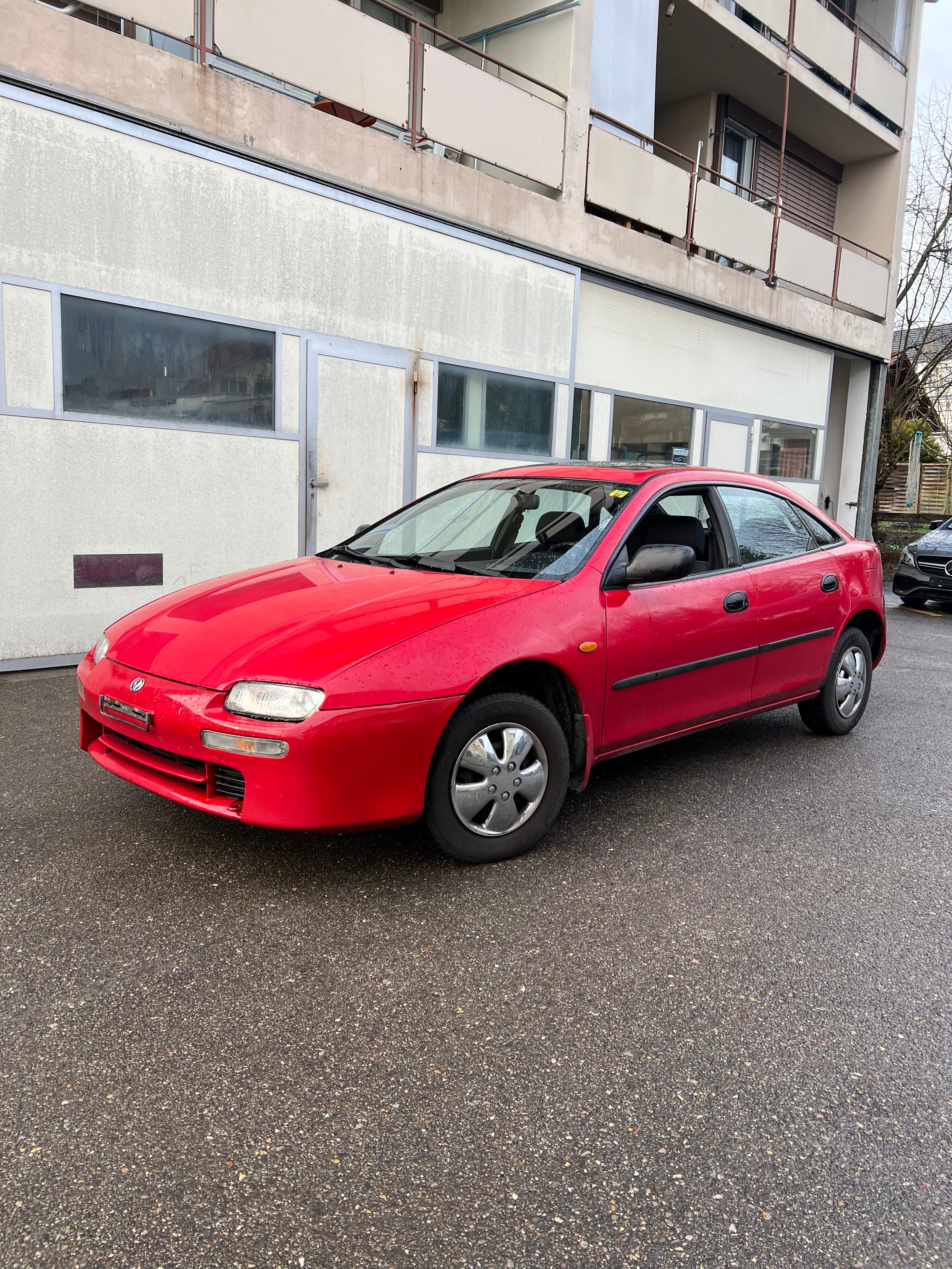 MAZDA 323 F 1.5i-16V GL