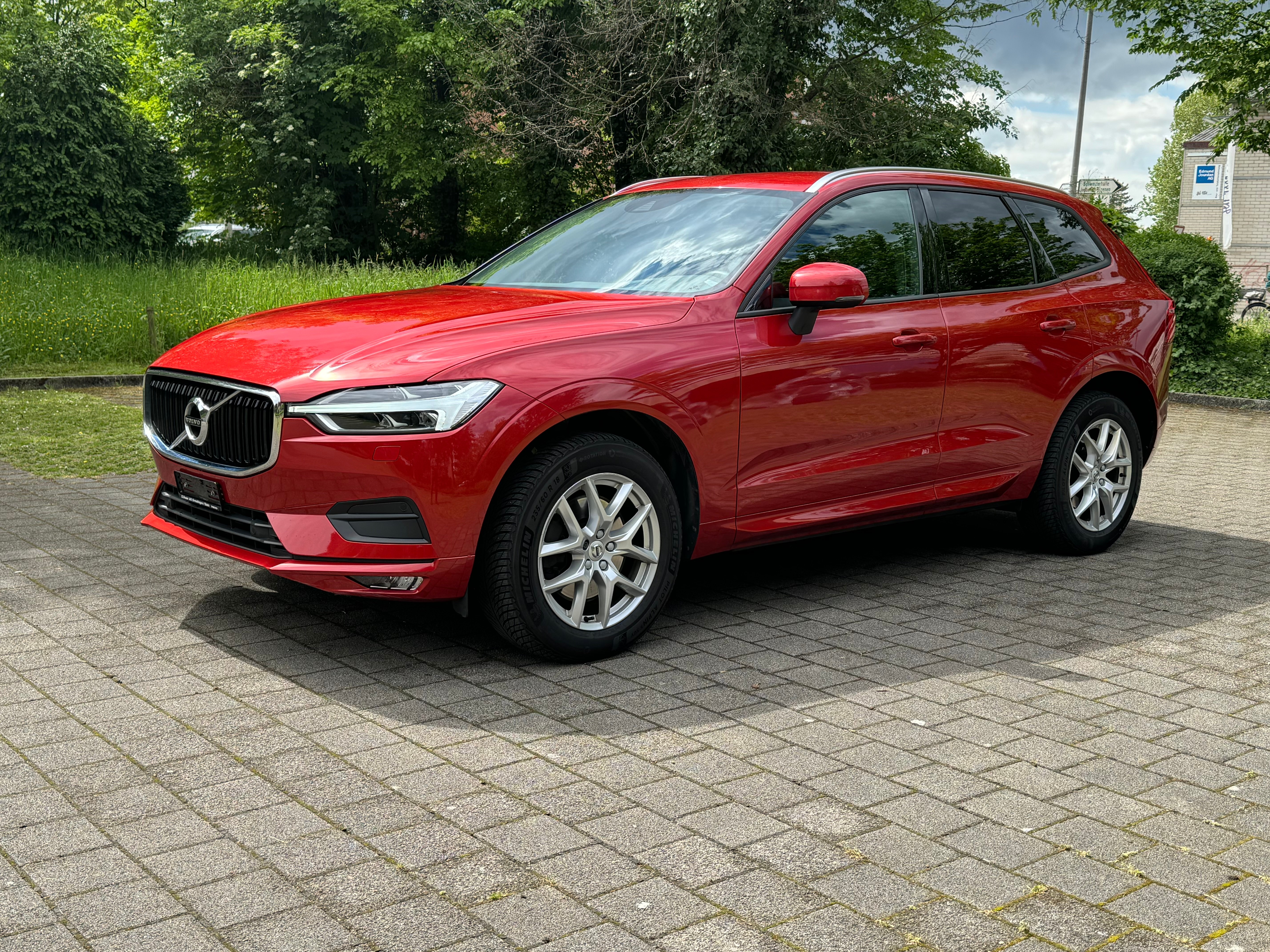 VOLVO XC60 D5 AWD Momentum Geartronic