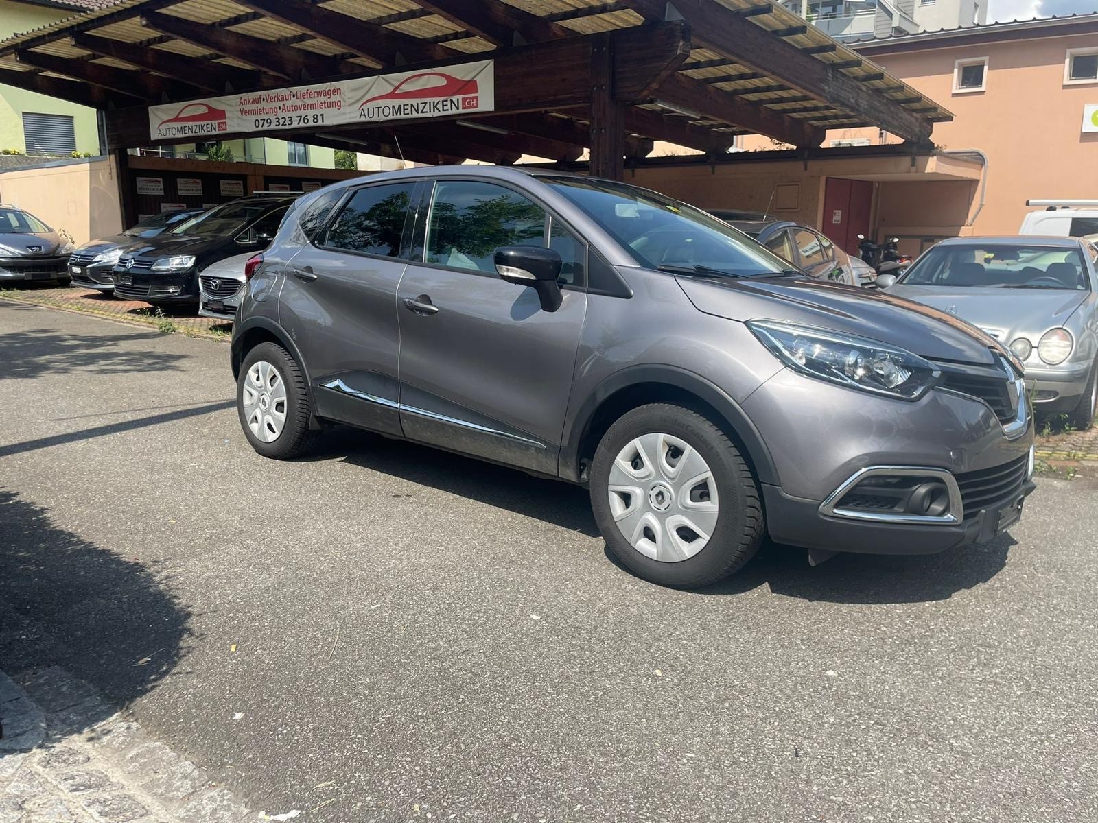 RENAULT Captur 1.2 T 16V Dynamique EDC