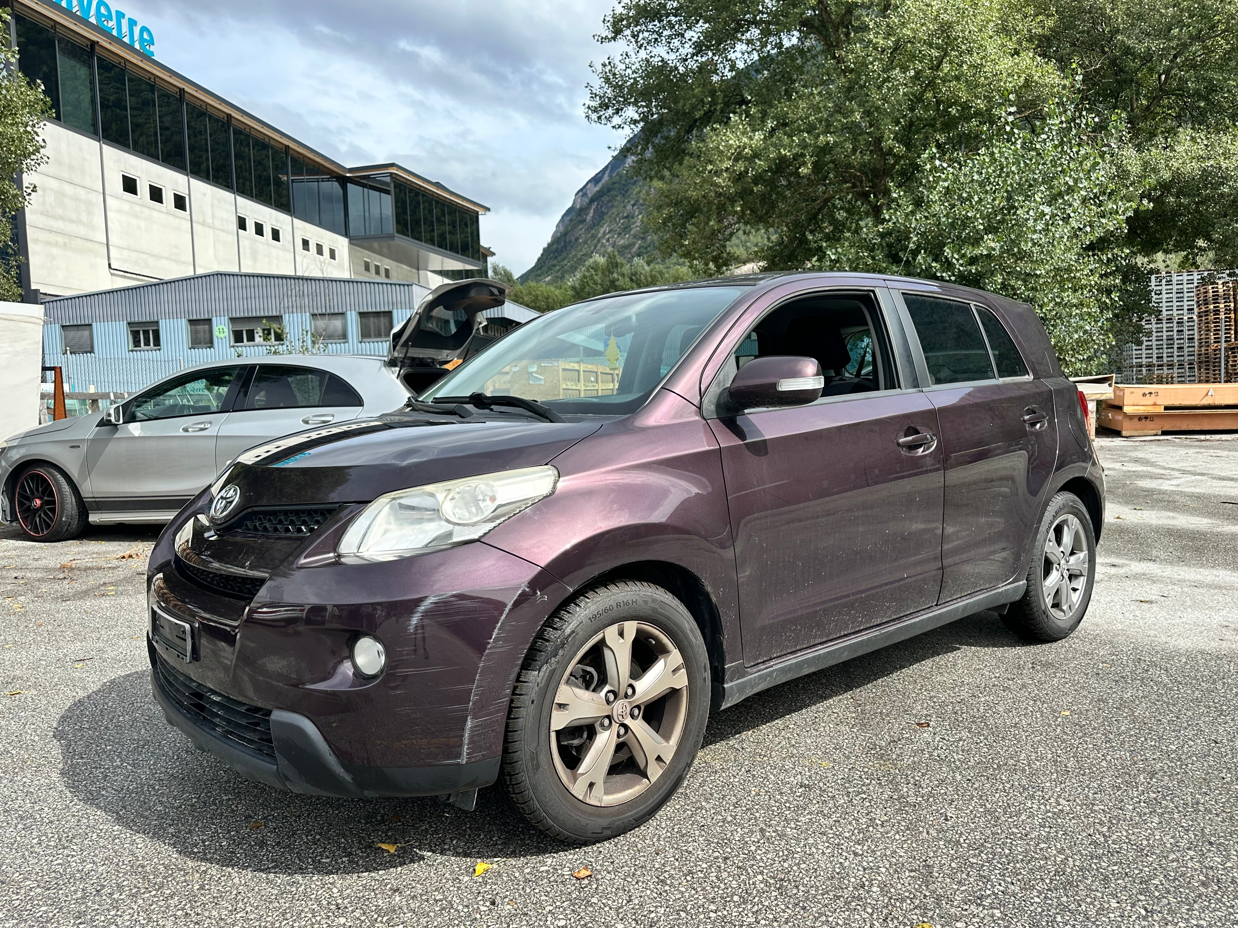 TOYOTA UrbanCruiser 1.33 Dual VVT-i Linea Sol