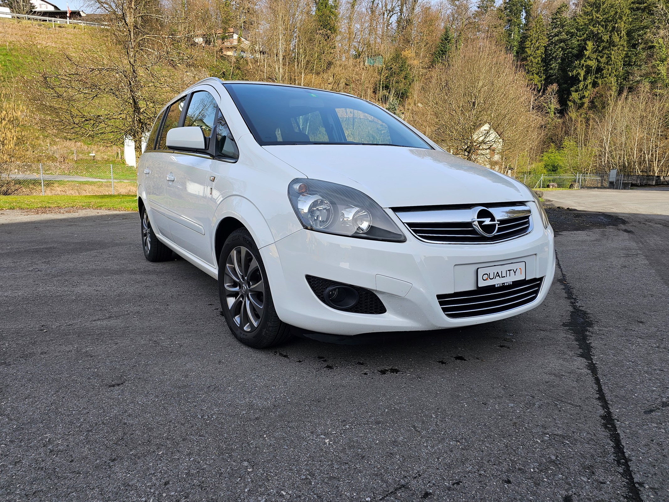 OPEL Zafira 1.8i 16V Cosmo