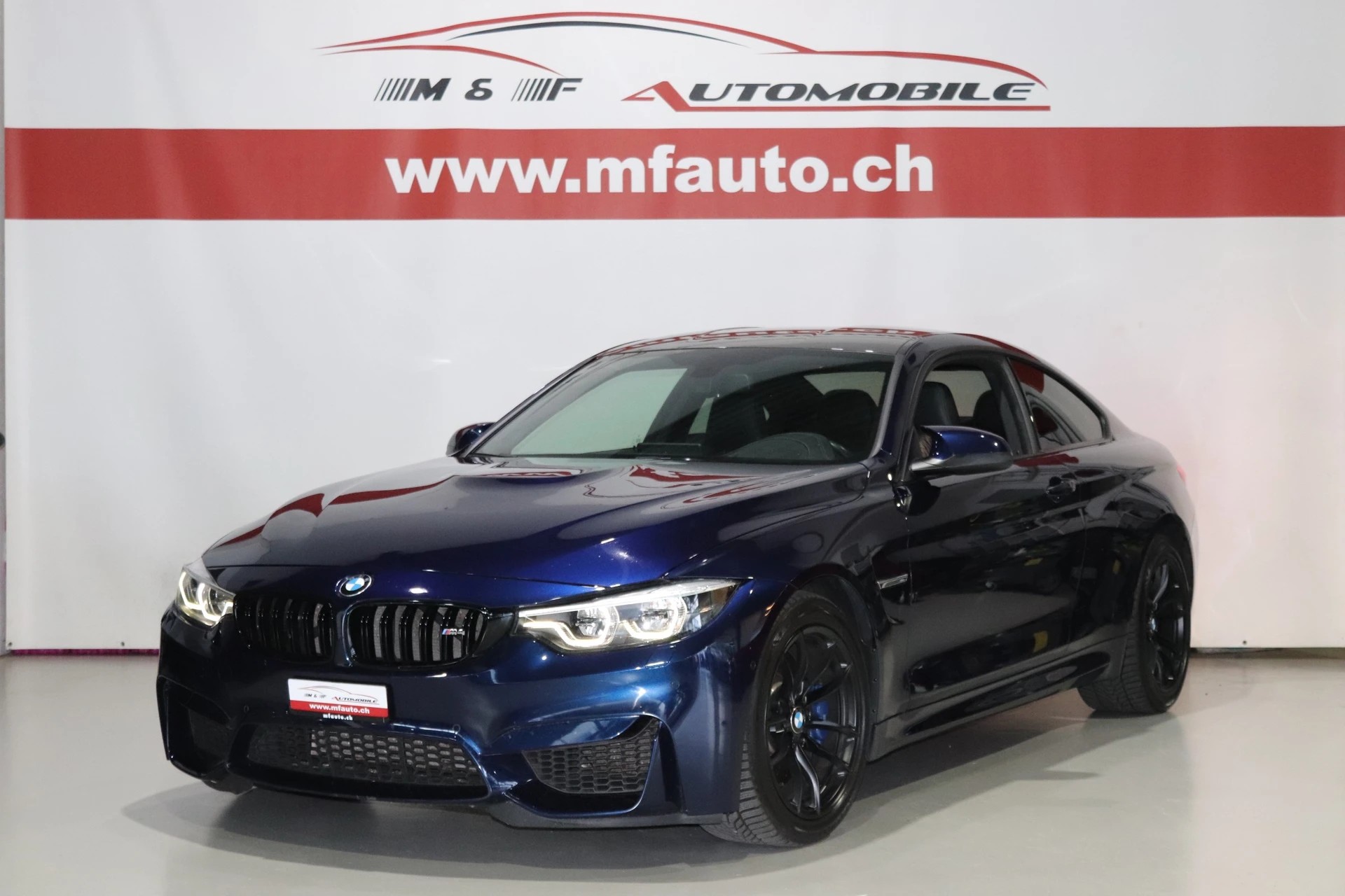 BMW M4 Coupé *CH.-FAHRZEUG*