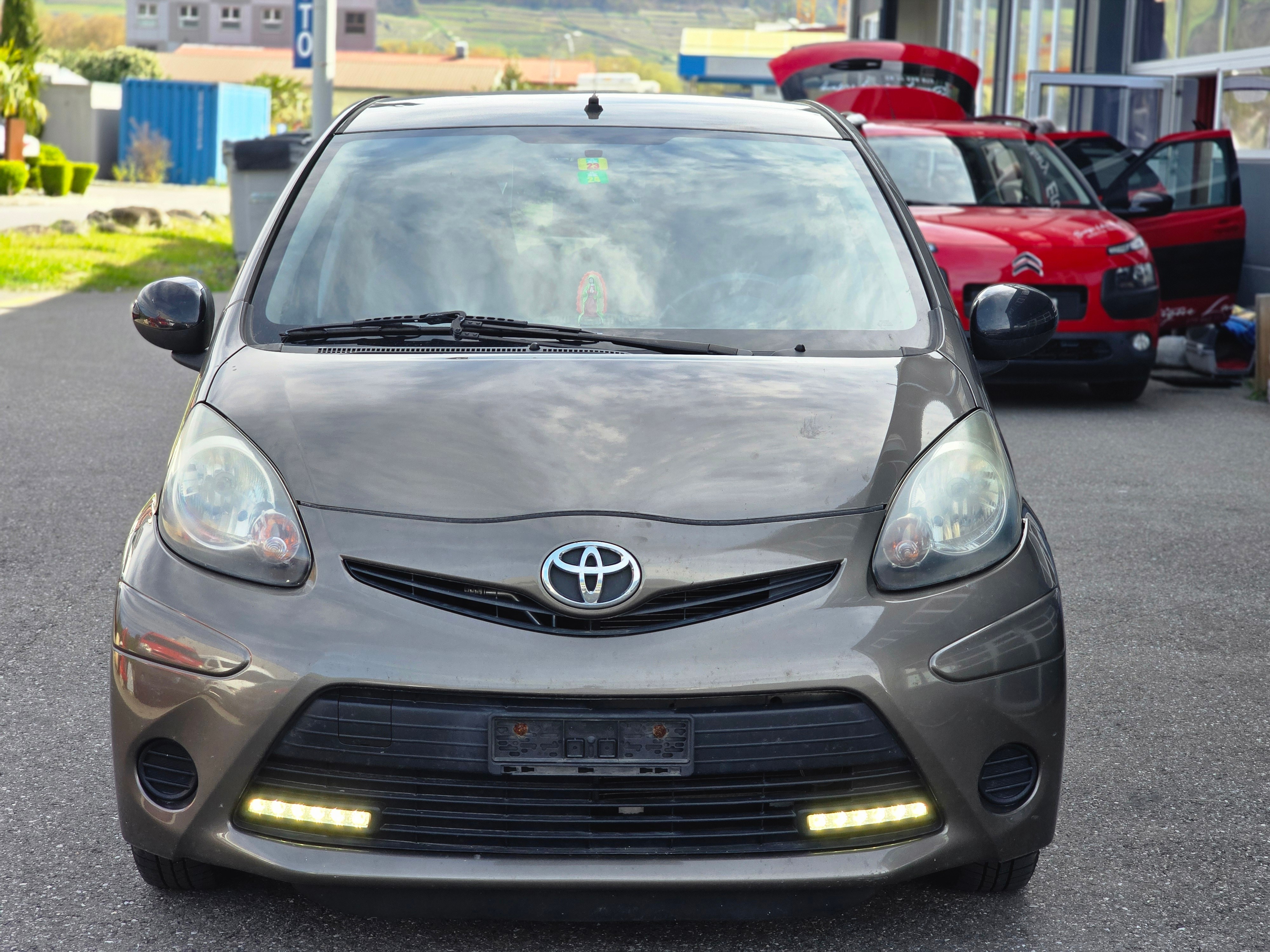 TOYOTA Aygo 1.0 VVT-i Luna