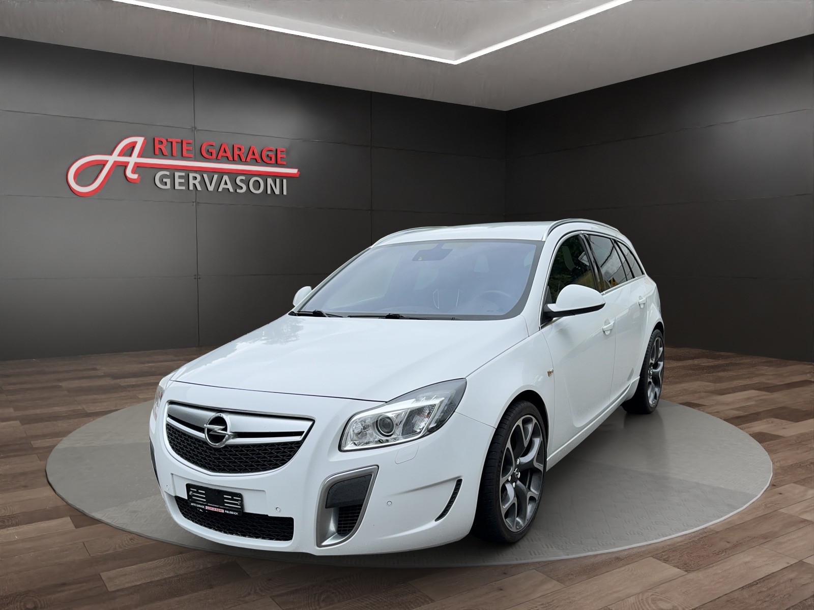 OPEL Insignia 2.8T OPC 4WD