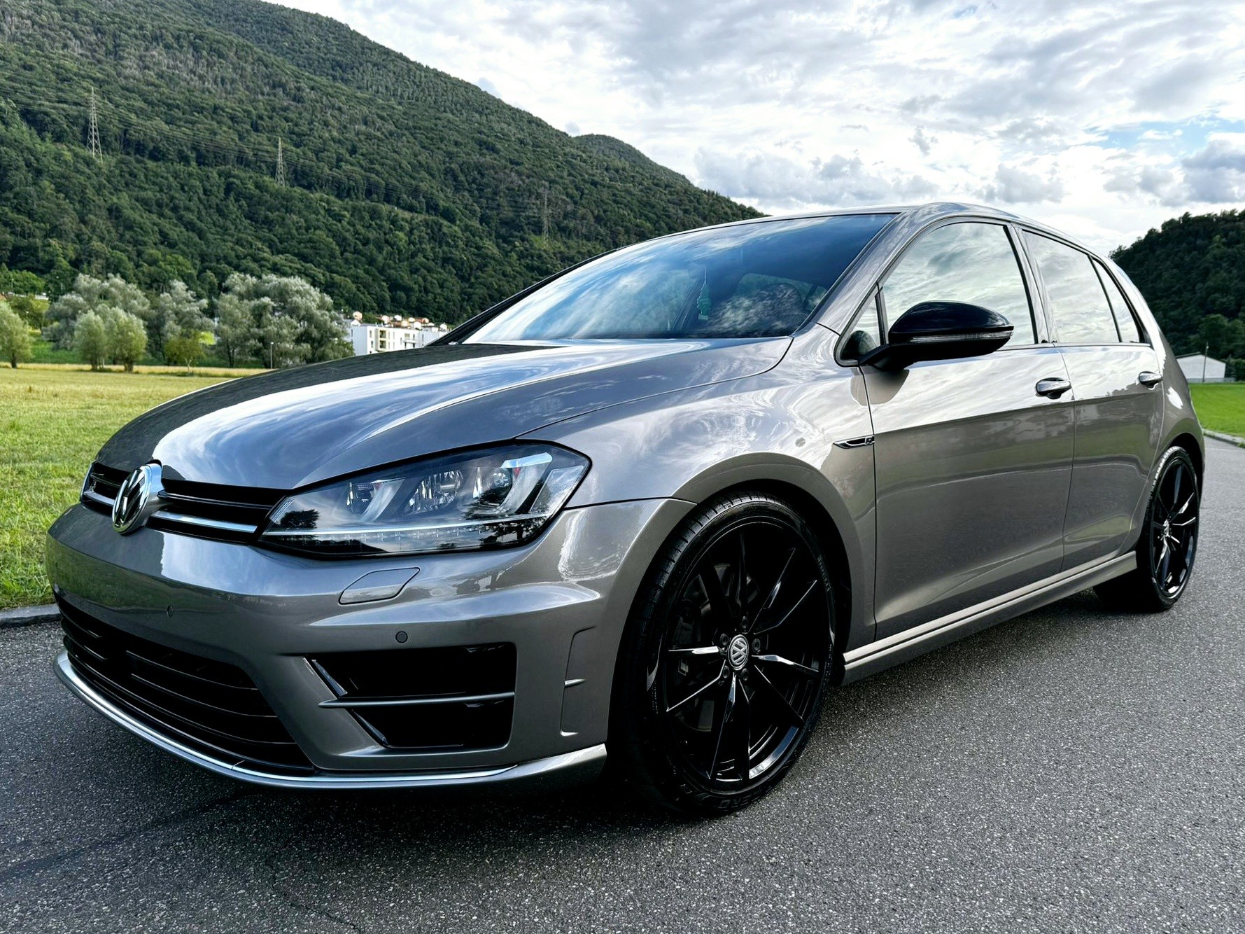 VW Golf 2.0 TSI R 4Motion DSG