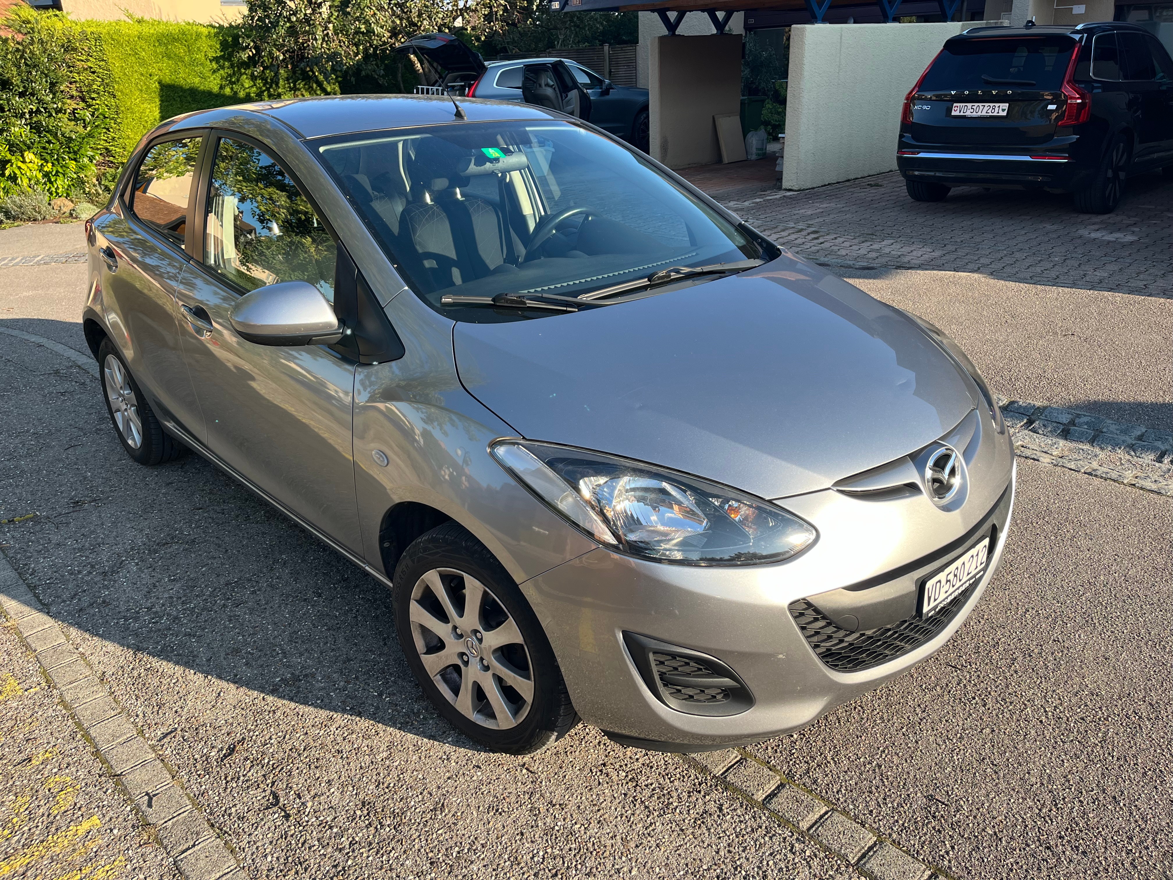 MAZDA 2 1.3i 16V Exclusive