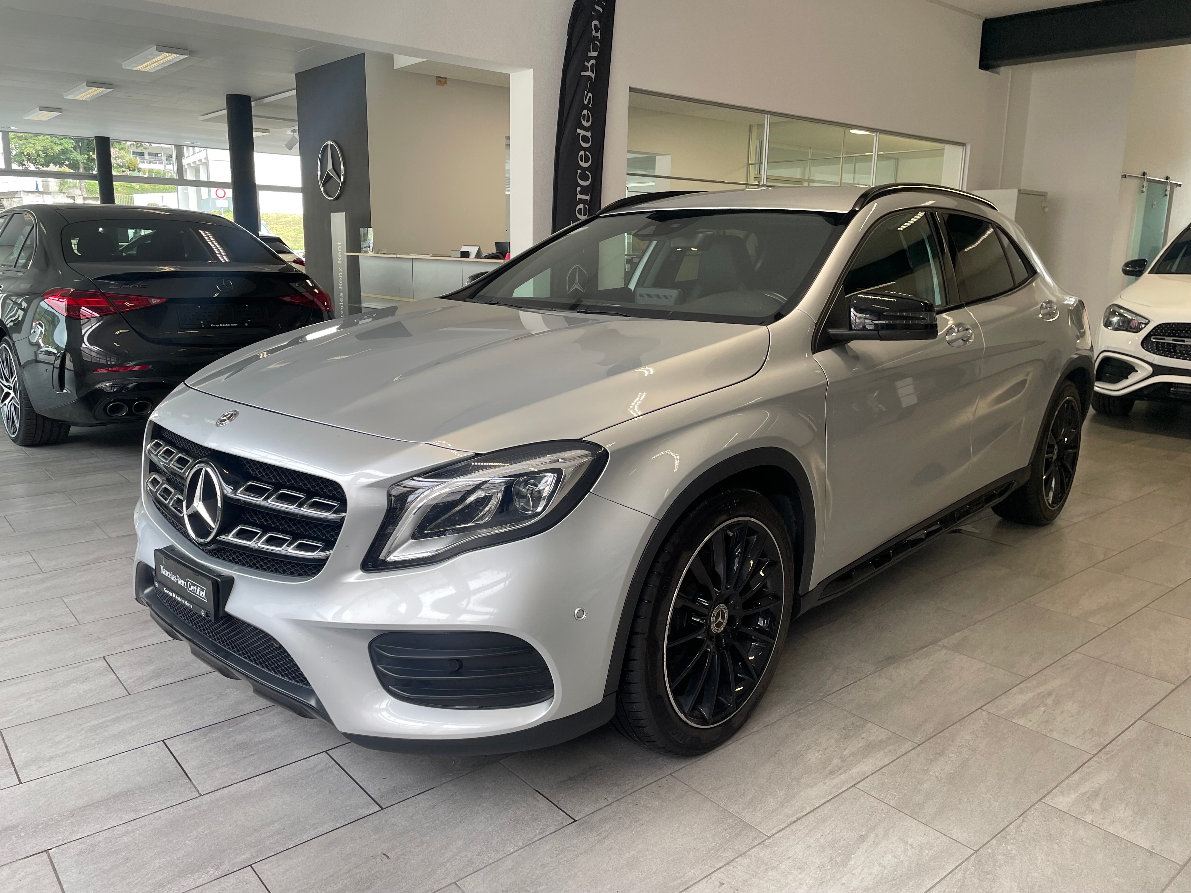 MERCEDES-BENZ GLA 250 AMG Line 4Matic 7G-DCT