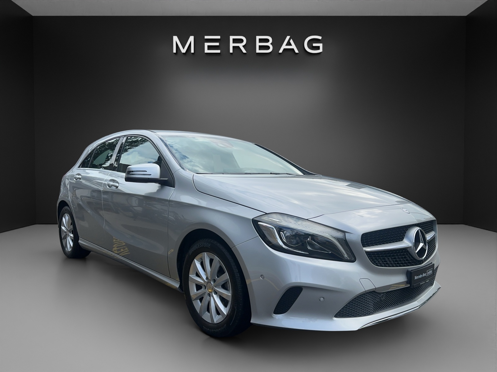 MERCEDES-BENZ A 200 Style 7G-DCT