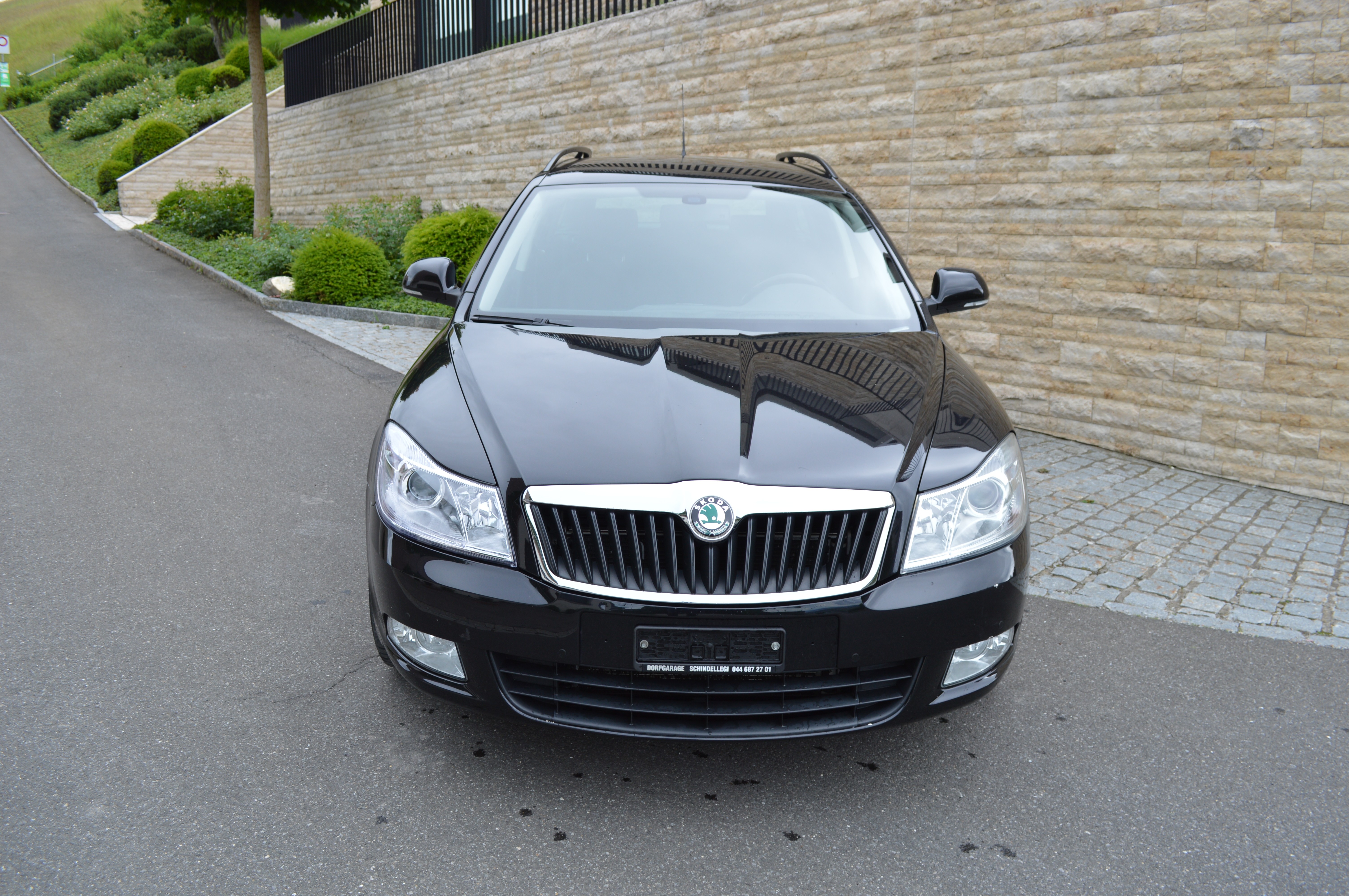 SKODA Octavia Combi 2.0 TDI Elegance 4x4 DSG