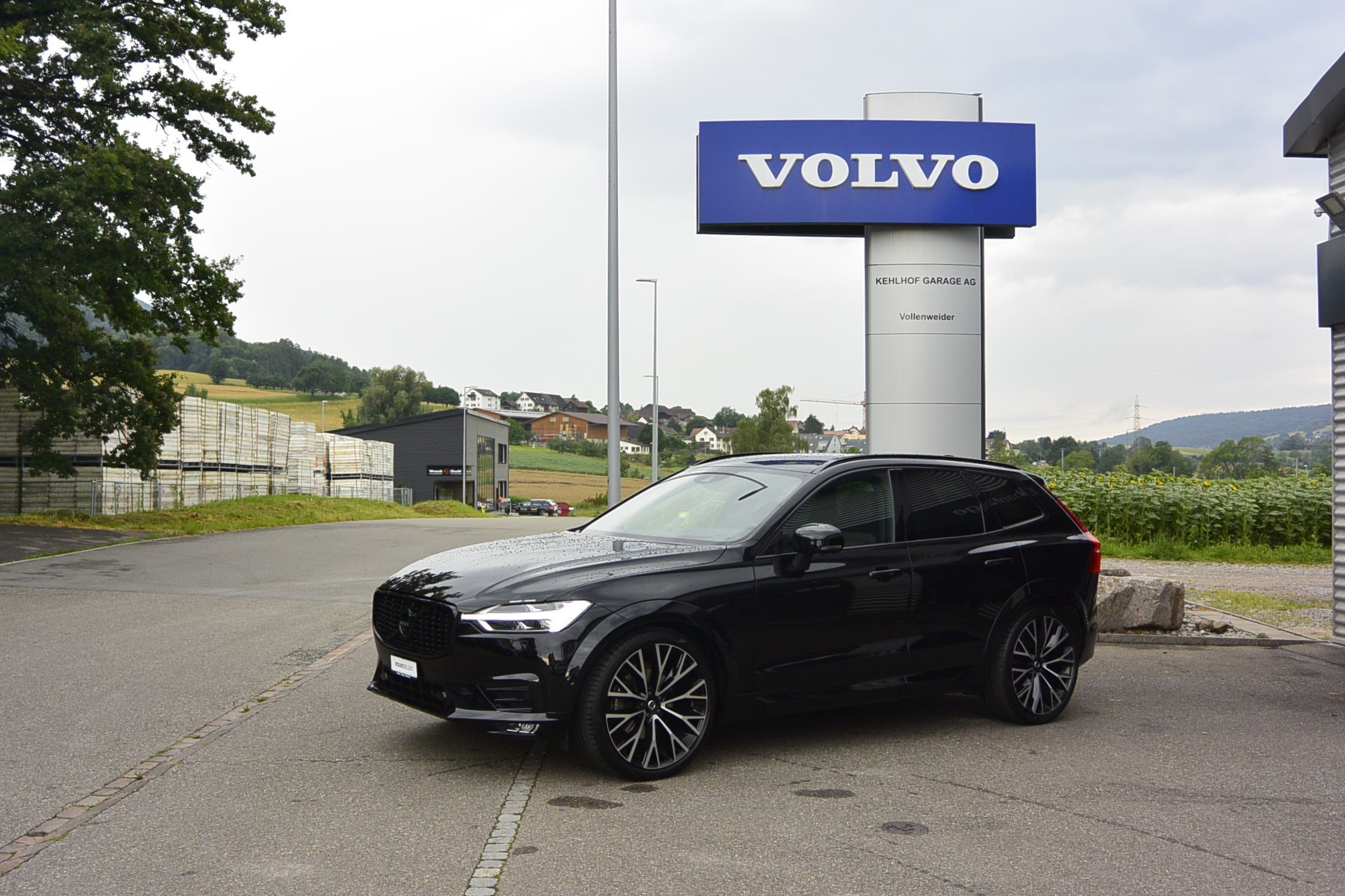 VOLVO XC60 B5 B AWD R-Design