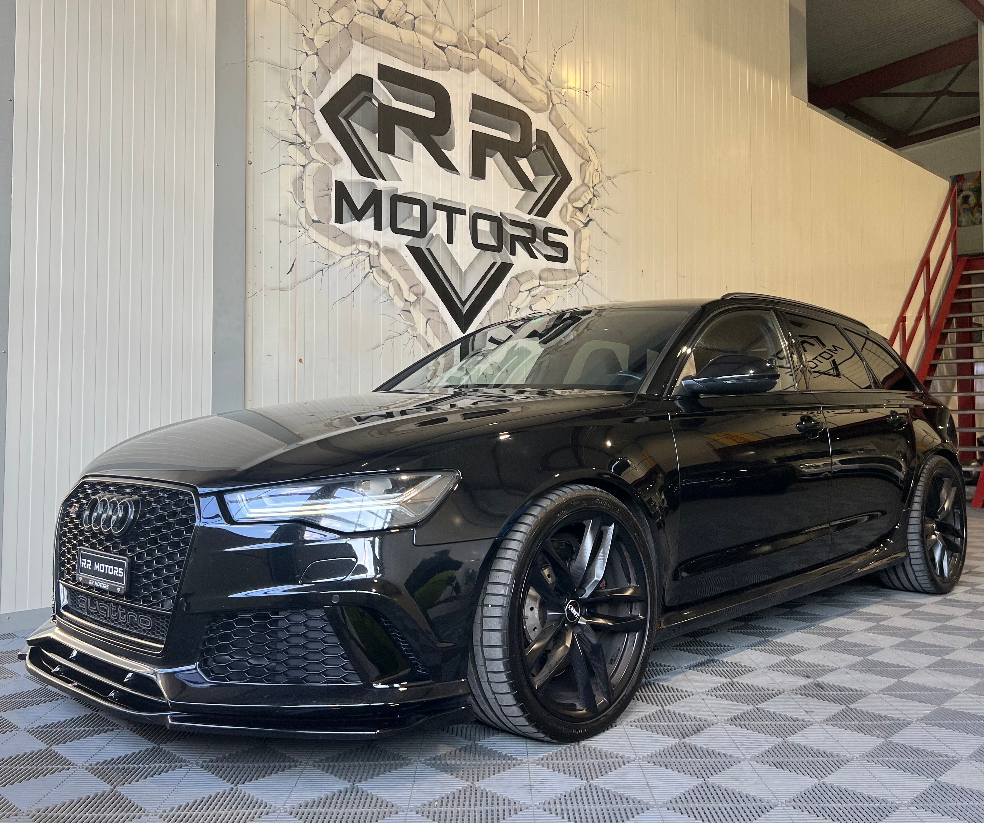 AUDI RS6 Avant 4.0 TFSI V8 performance quattro